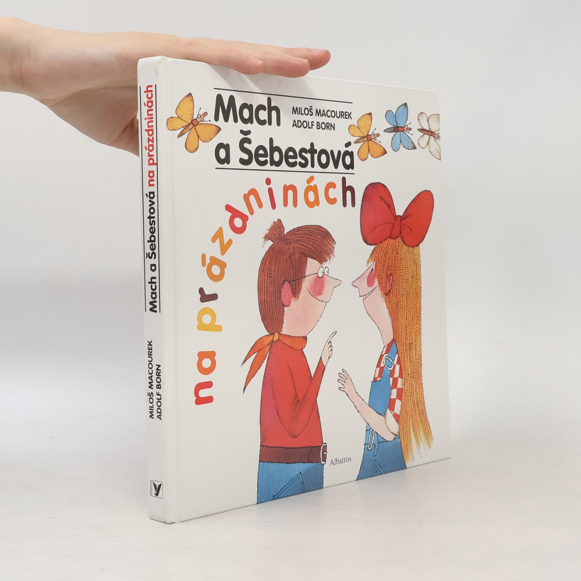 Miloš Macourek Mach a Šebestová na prázdninách
