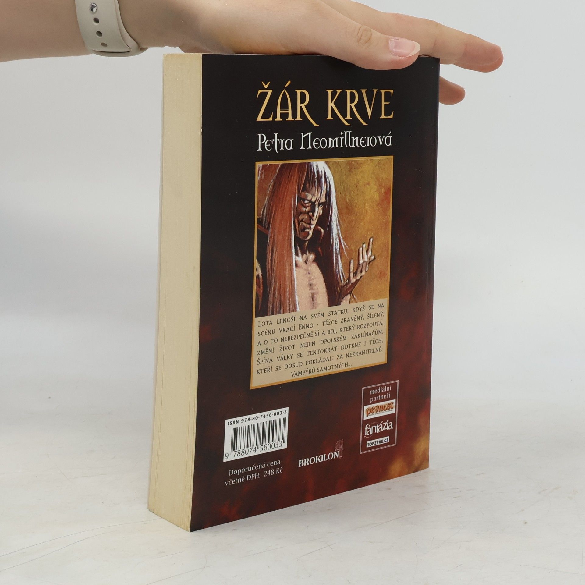 Petra Neomillnerová Žár krve. Zaklínačka Lota.