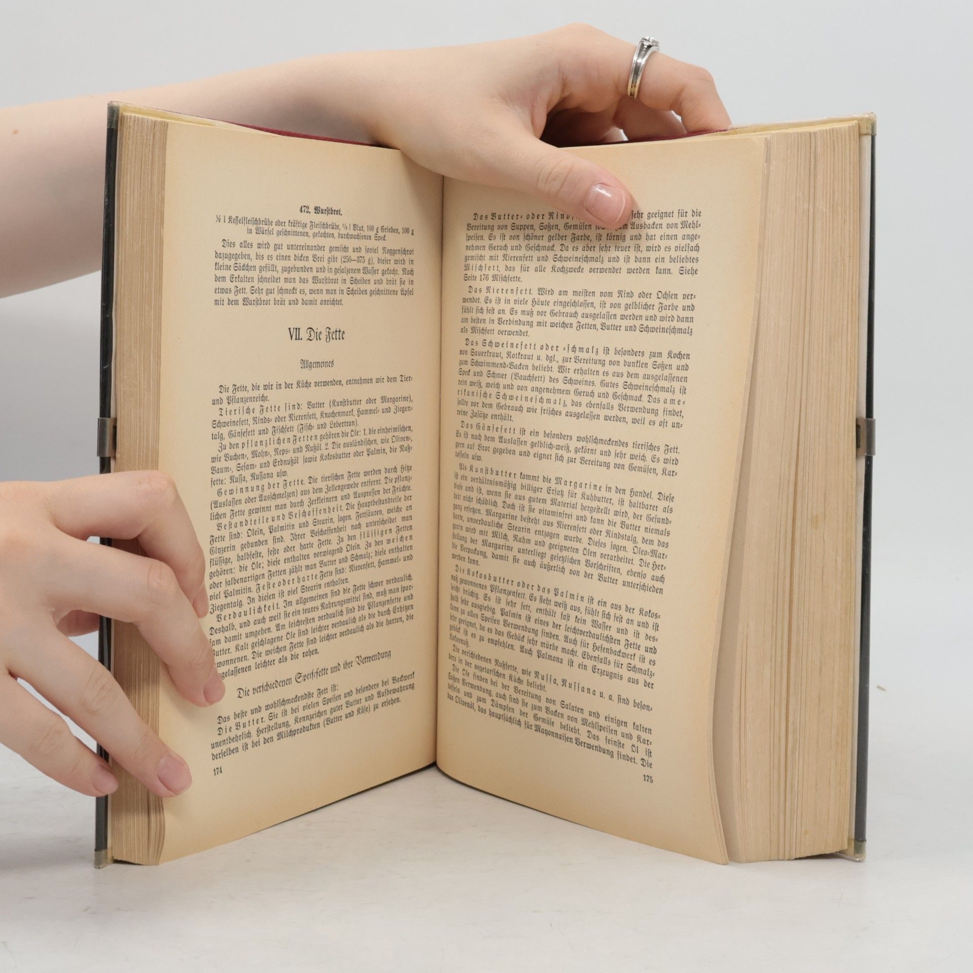 Emma Quenzer Koch und Haushaltungsbuch