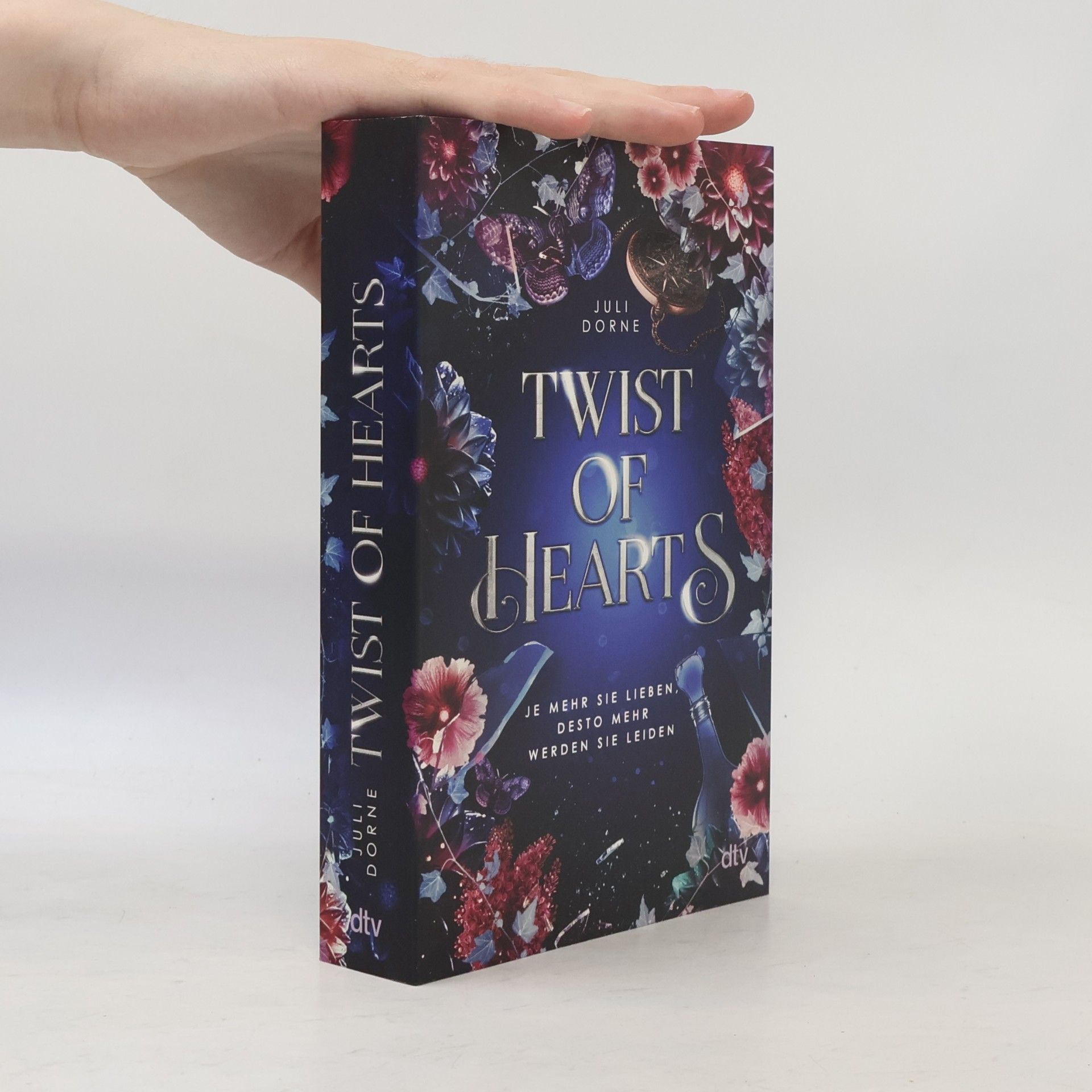 Juli Dorne Twist of Hearts