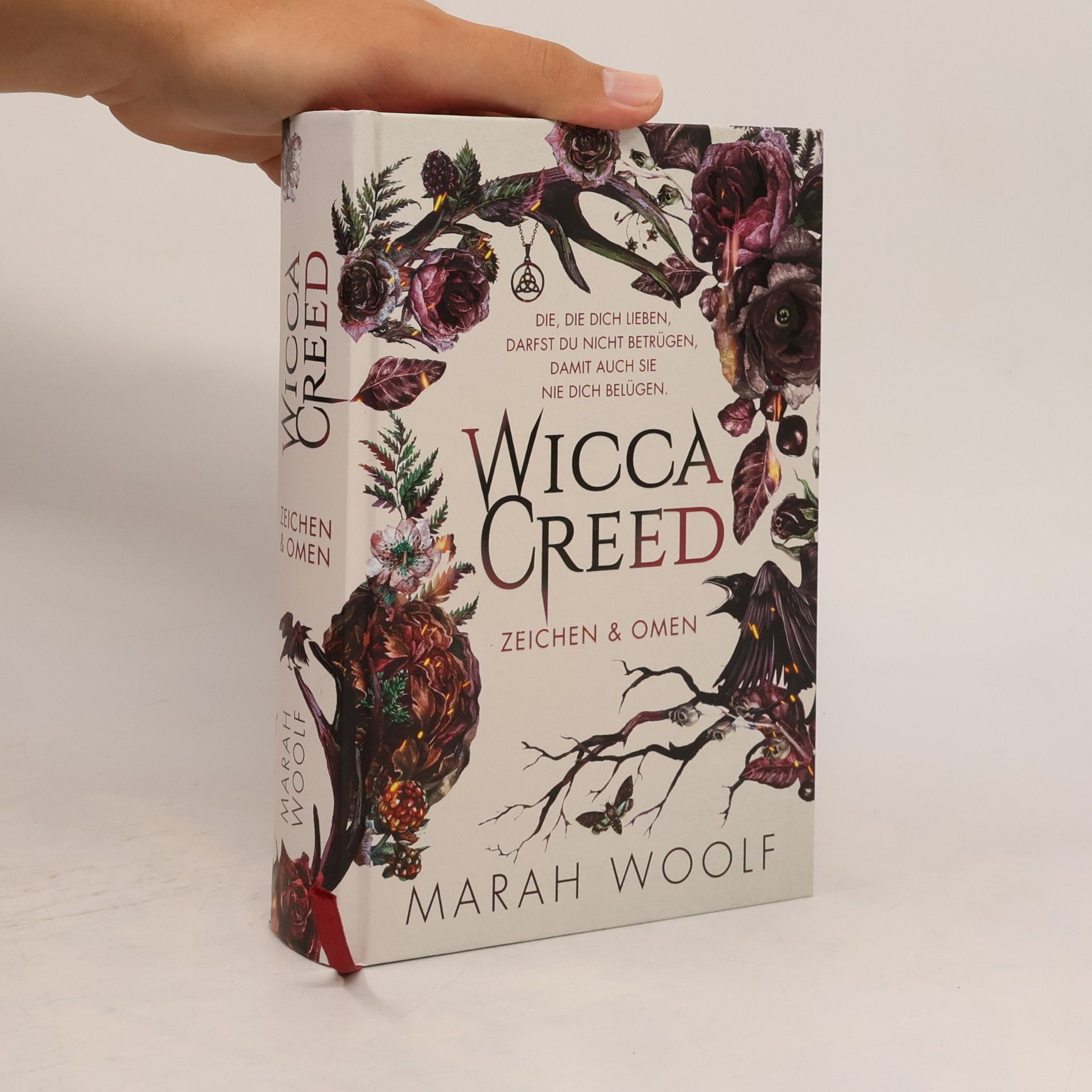 Marah Woolf WiccaCreed. Zeichen & Omen