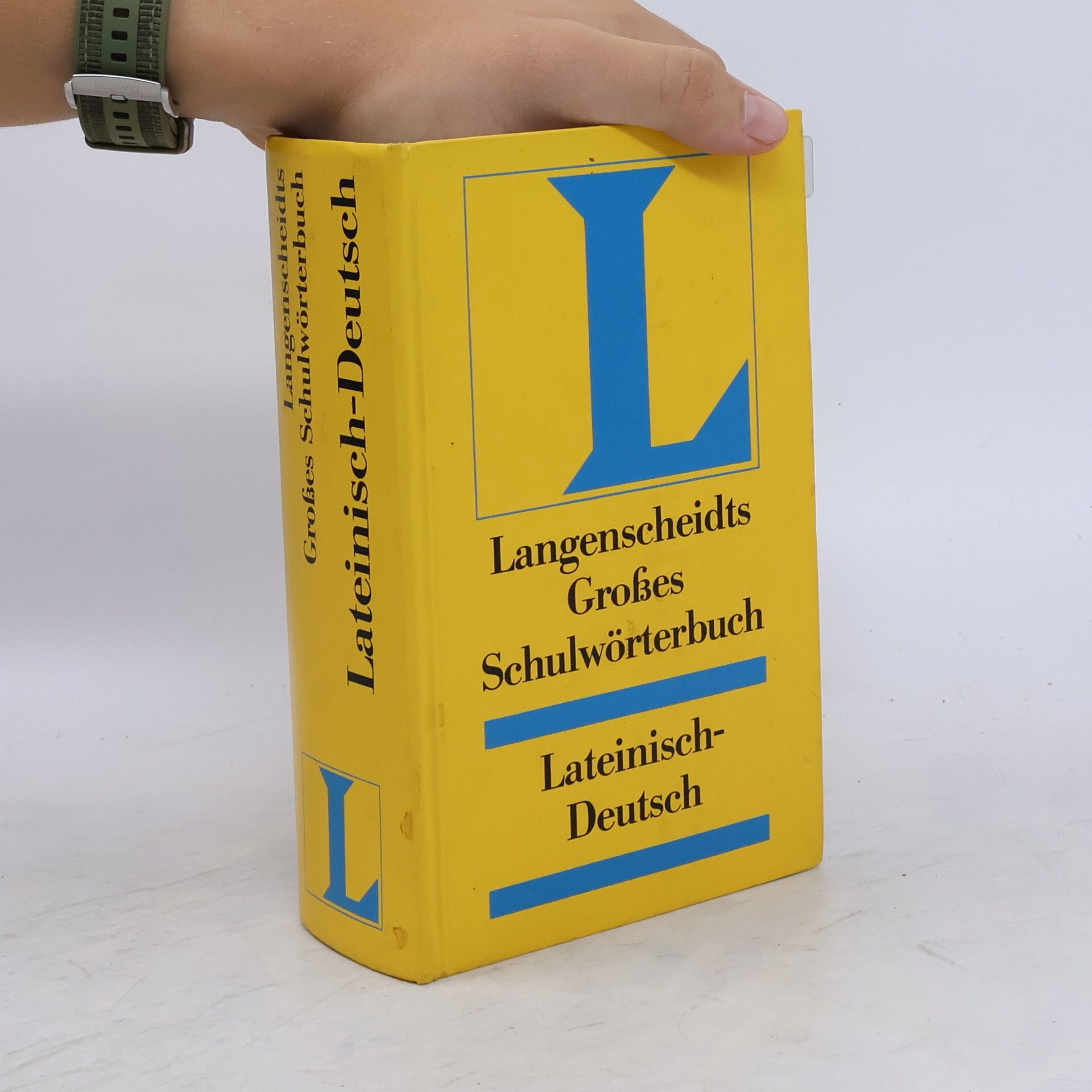 Erich Pertsch Langenscheidts grosses Schulwörterbuch lateinisch-deutsch