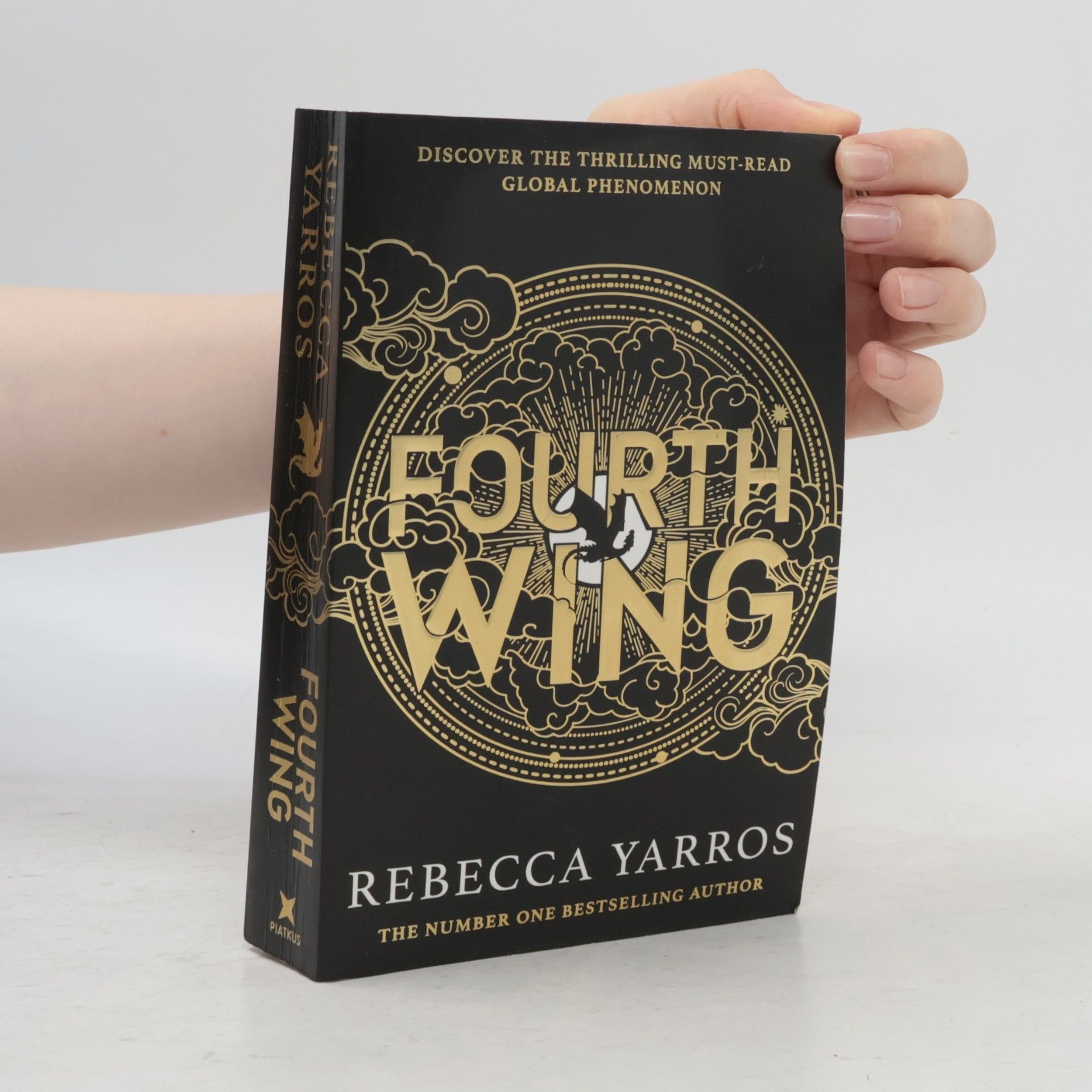 Rebecca Yarros Fourth Wing