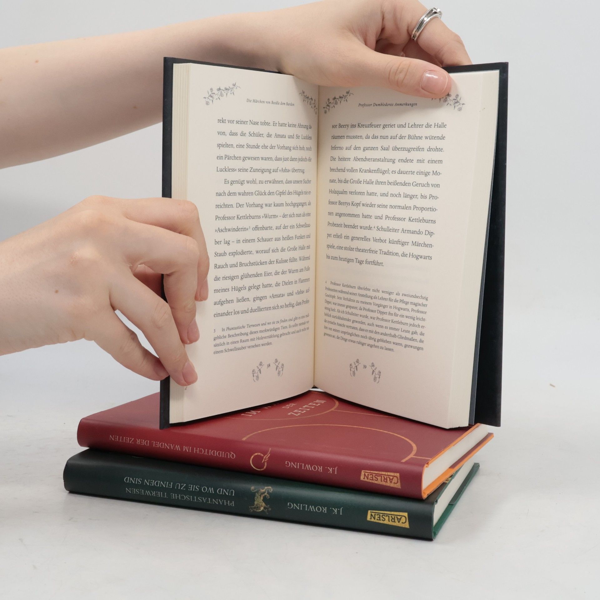 Joanne K. Rowling Hogwarts Schulbücher