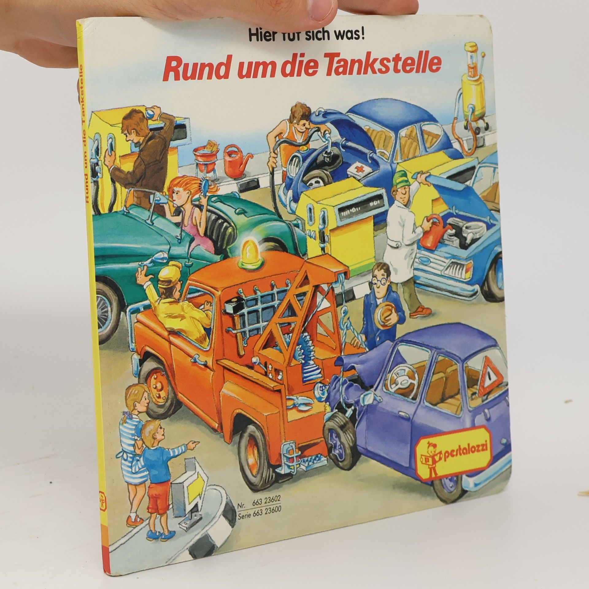 Udo Guthandin Rund um die Tankstelle