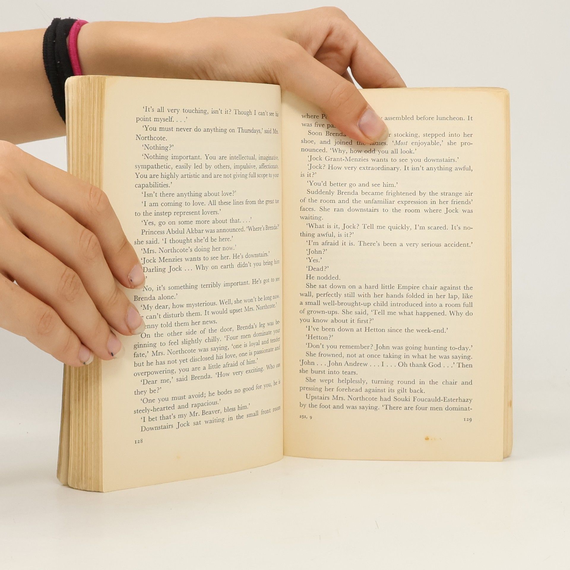 Evelyn Waugh A Handful of Dust