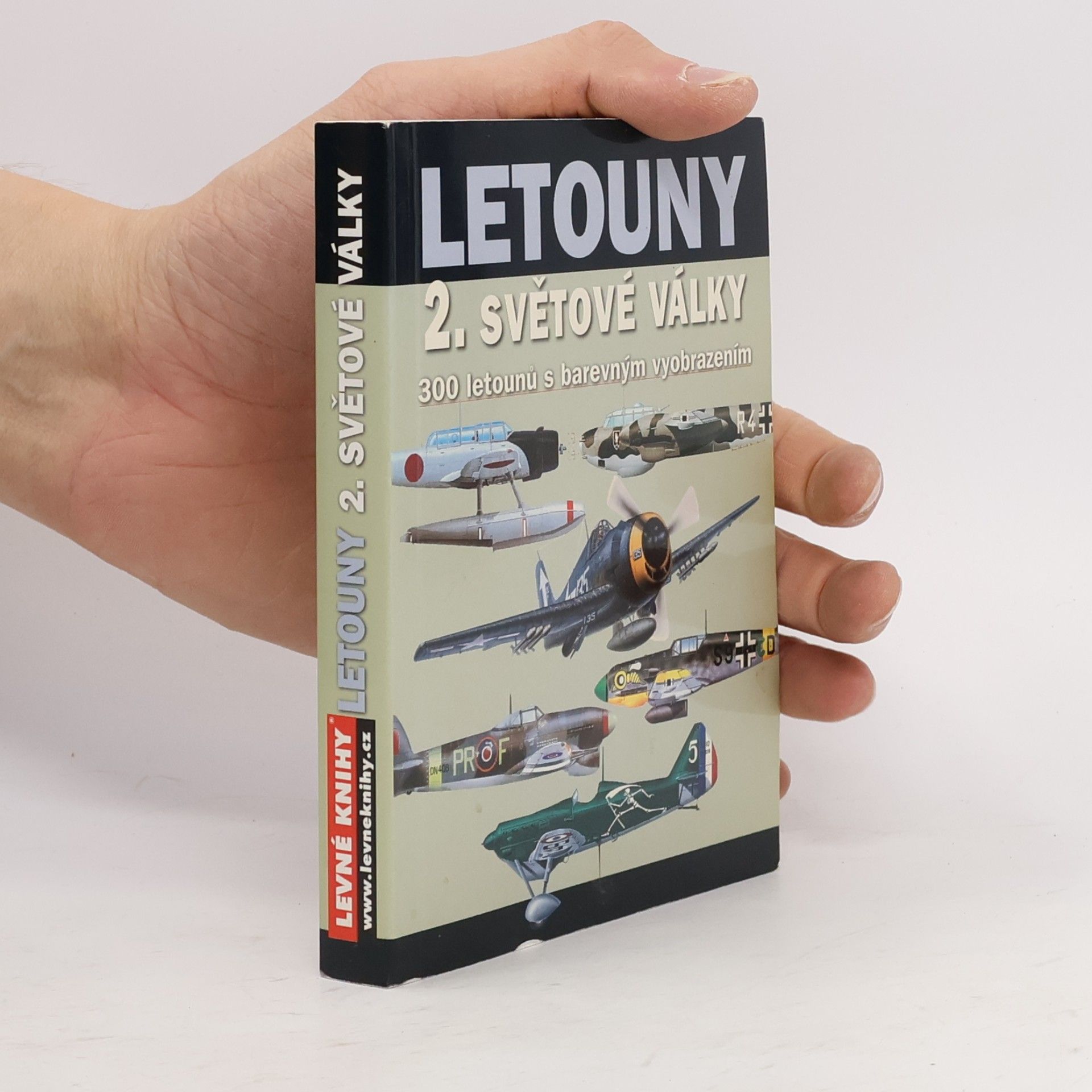 Christopher Chant Letouny 2. světové války