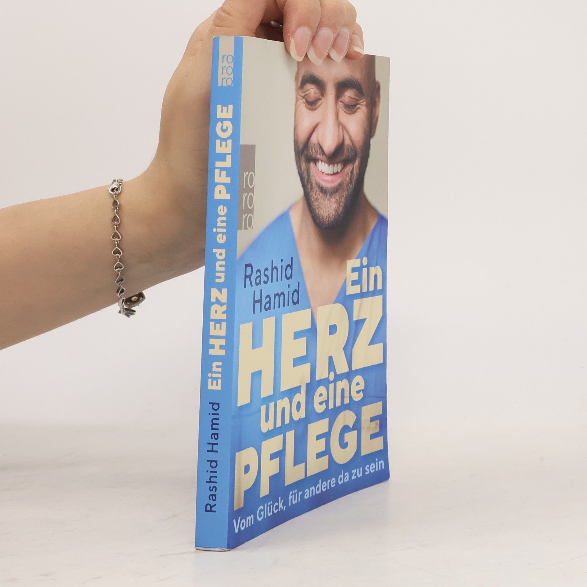 Rashid Hamid Ein Herz und eine Pflege