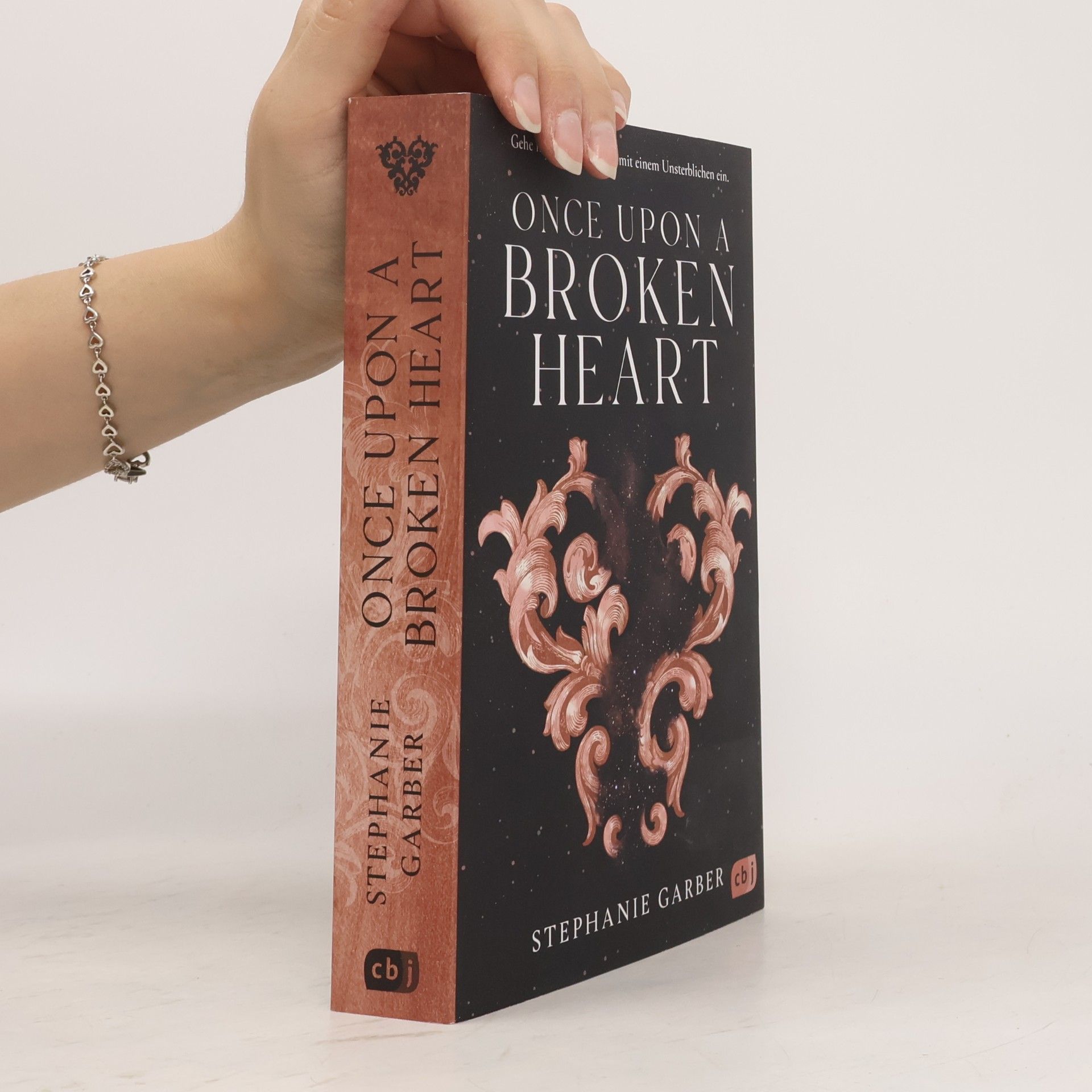 Stephanie Garber Once Upon a Broken Heart