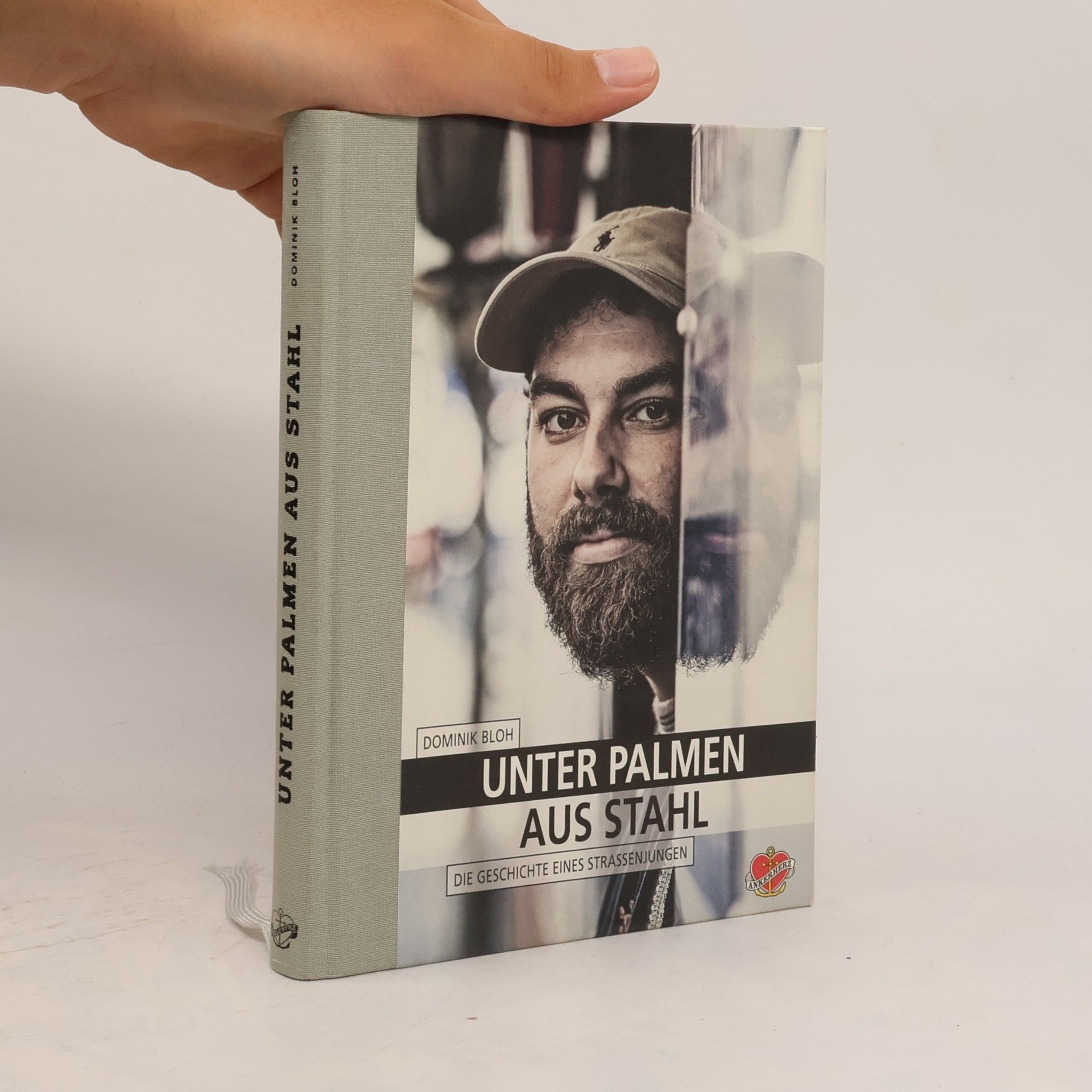 Dominik Bloh Unter Palmen Aus Stahl