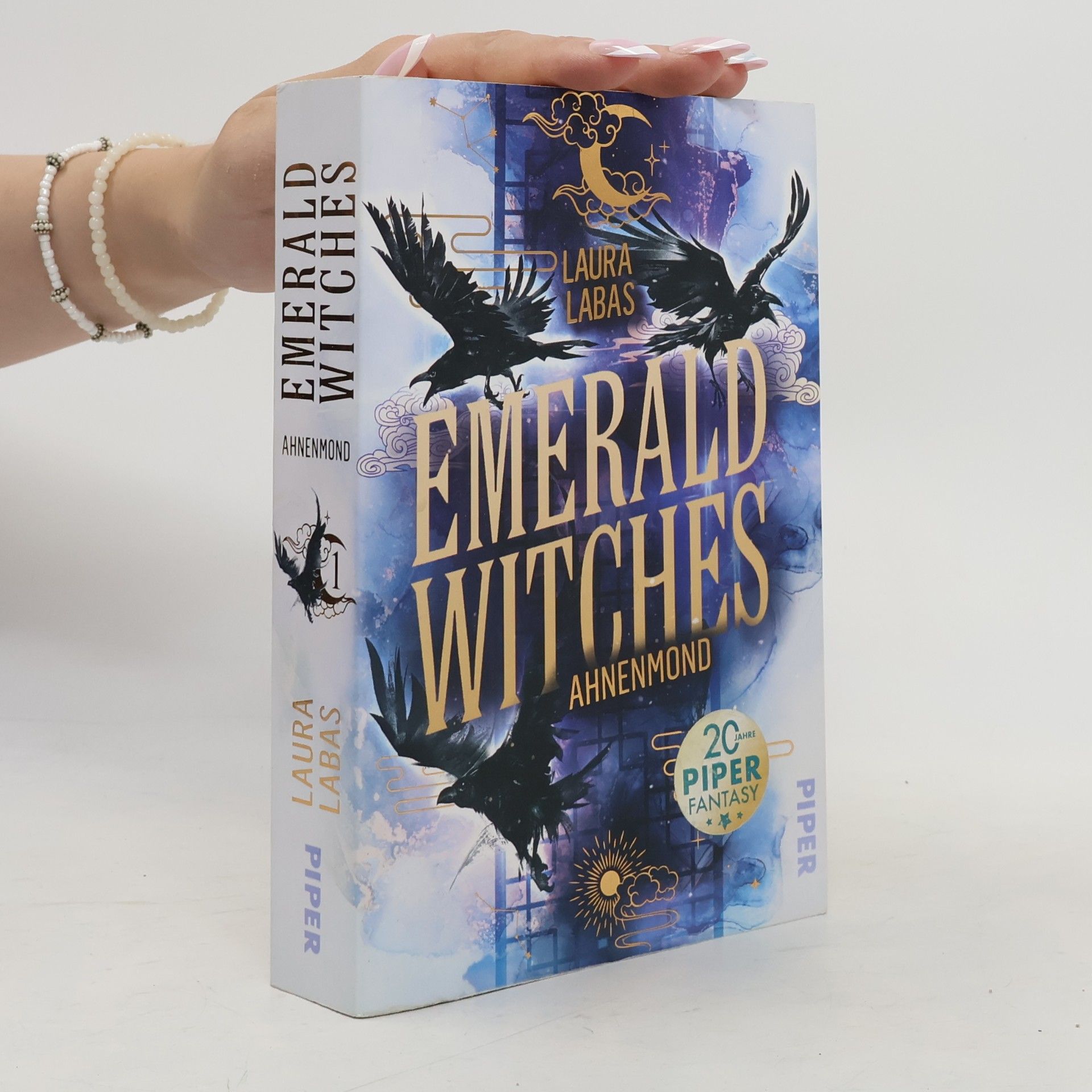 Laura Labas Emerald Witches