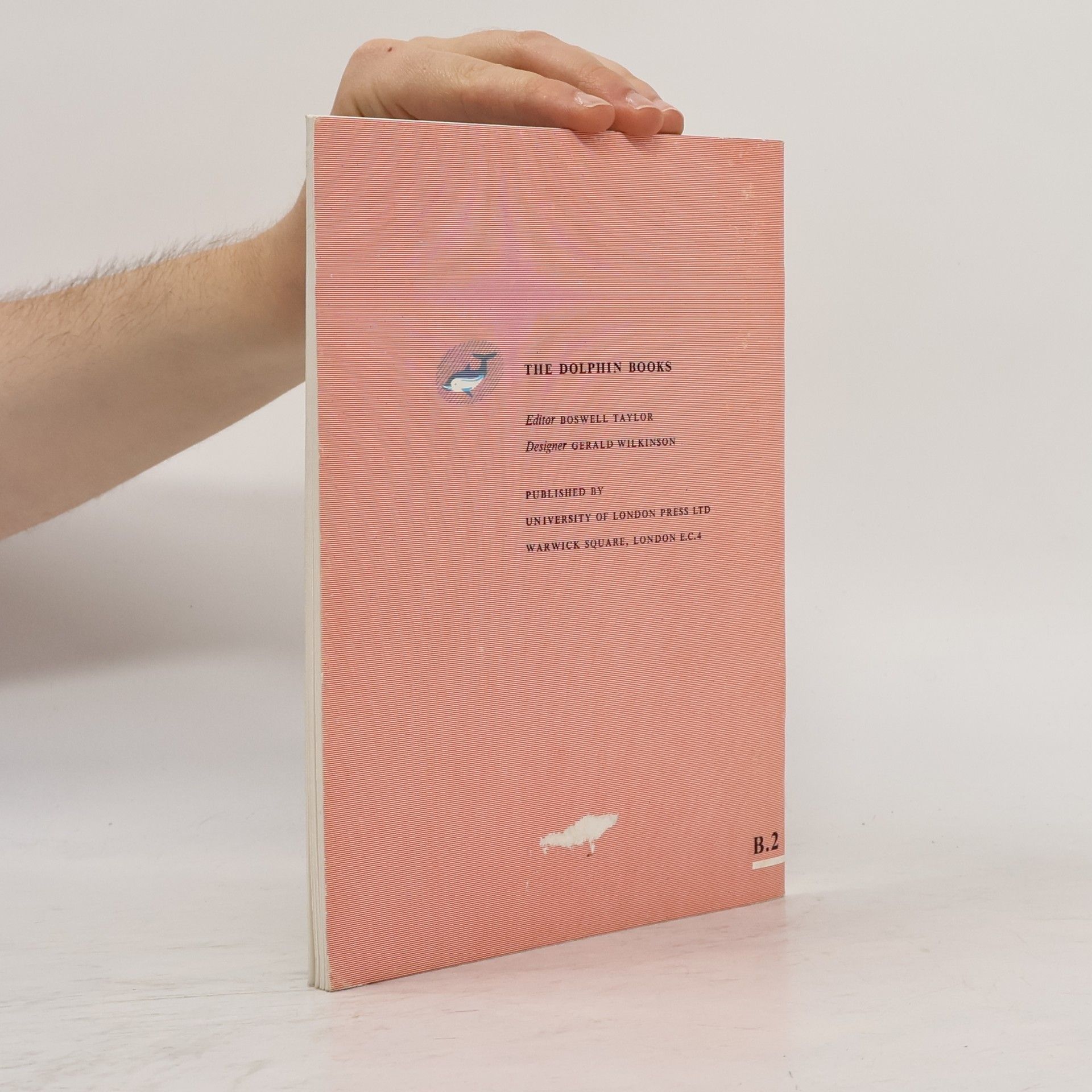 M. C. Higgs Dolphin Books - B.2: New Zealand Birthday