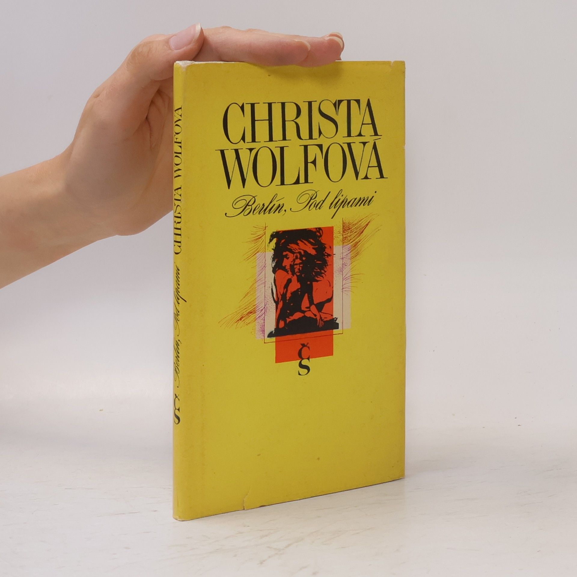 Christina Wolff Berlín, Pod lipami
