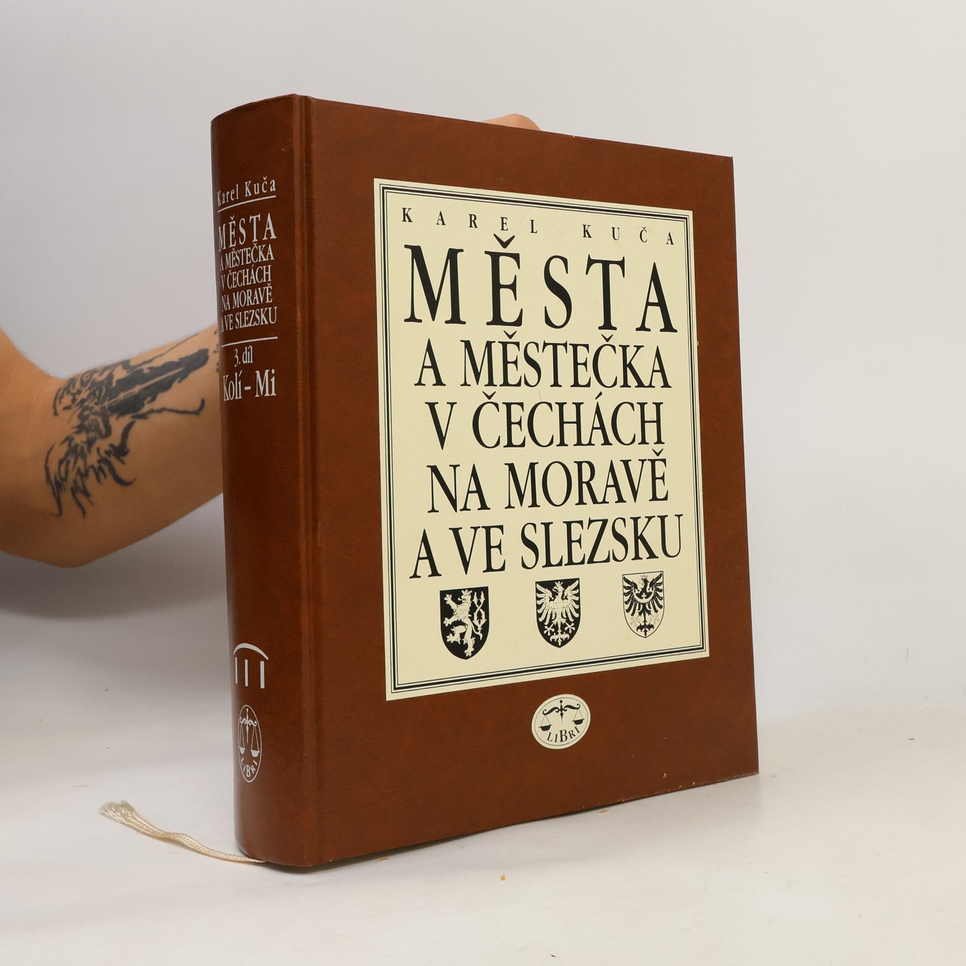Karel Kuča Města a městečka v Čechách, na Moravě a ve Slezsku 3. Kolí-Mi