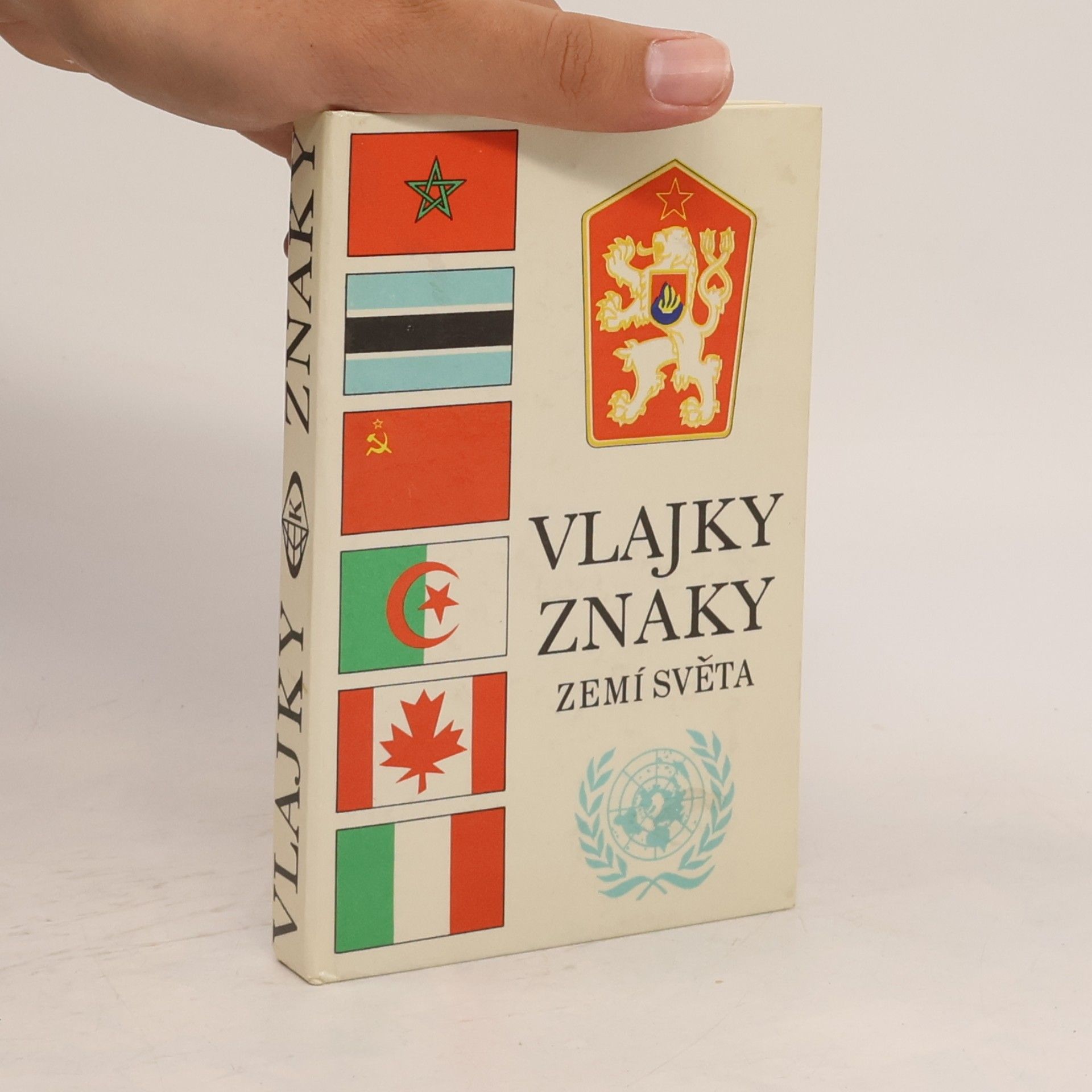 Stanislav Valášek Vlajky a znaky zemí světa