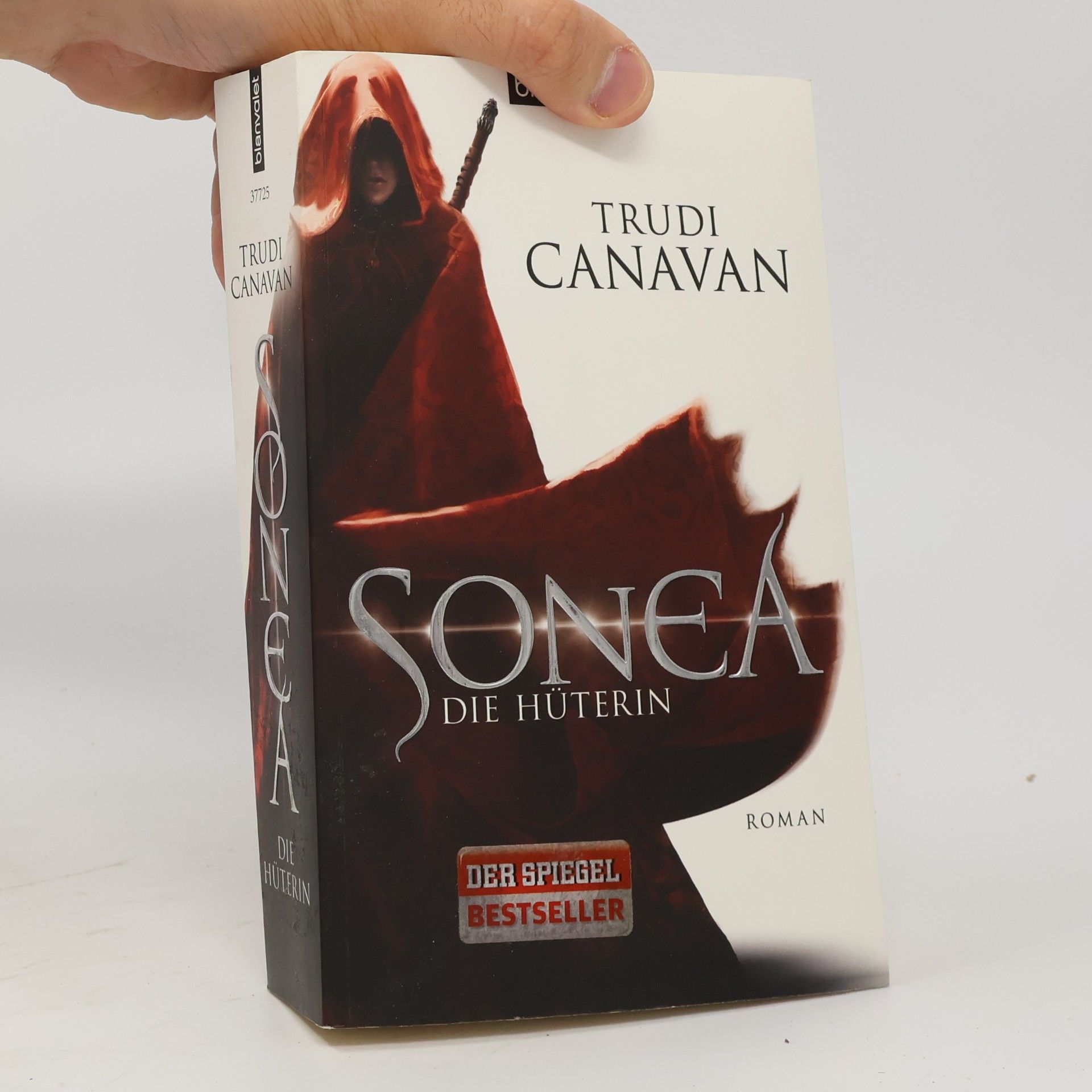 Trudi Canavan Sonea, die Hüterin 1. díl