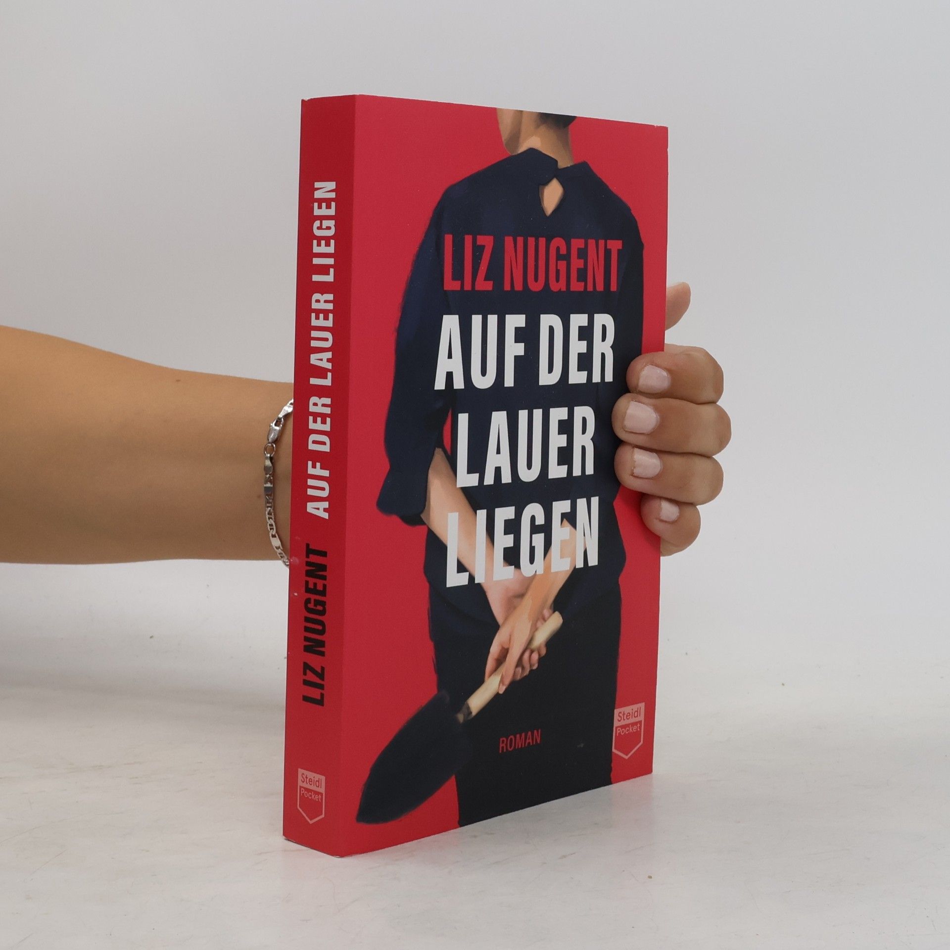 Auf der Lauer liegen