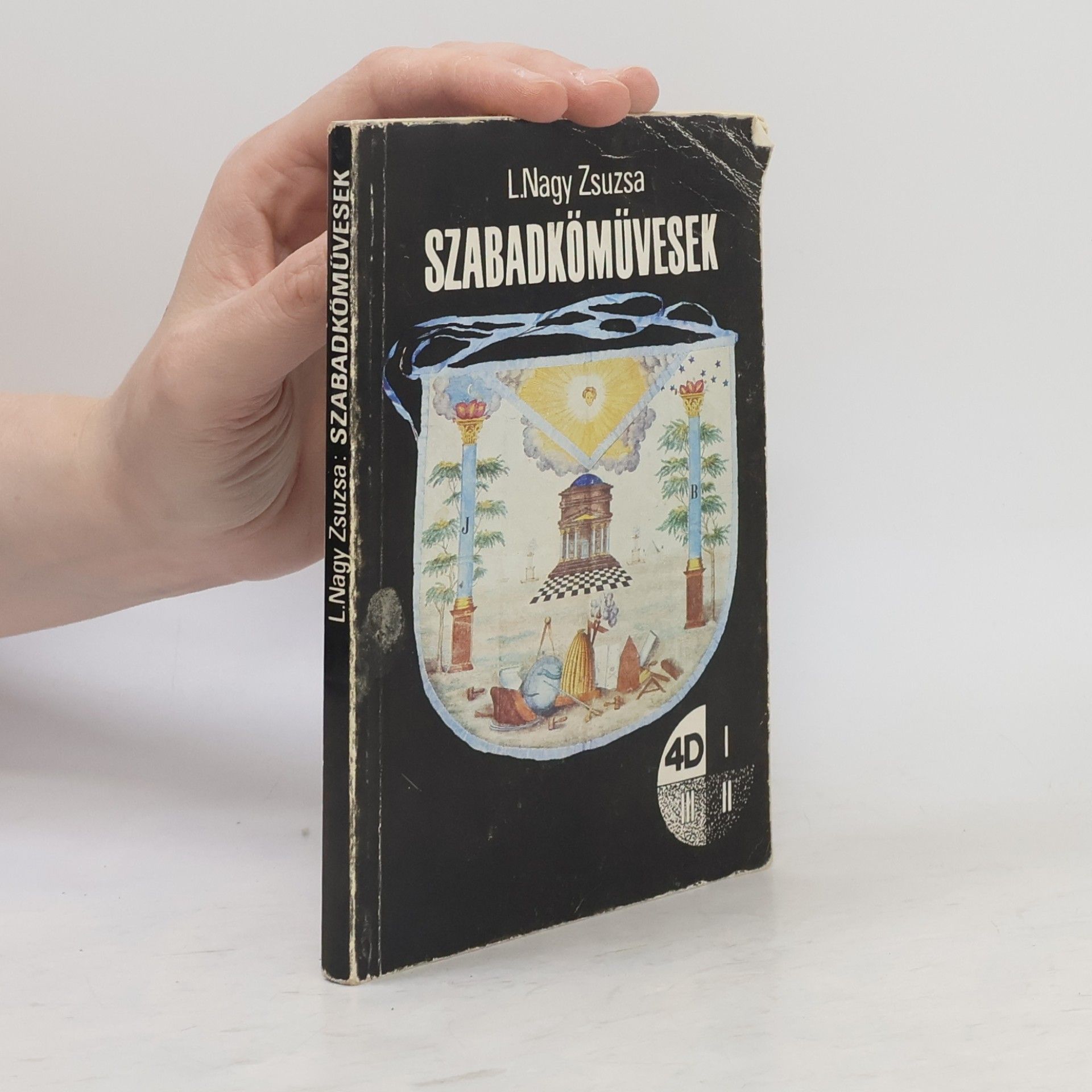 4D: Szabadkőművesek