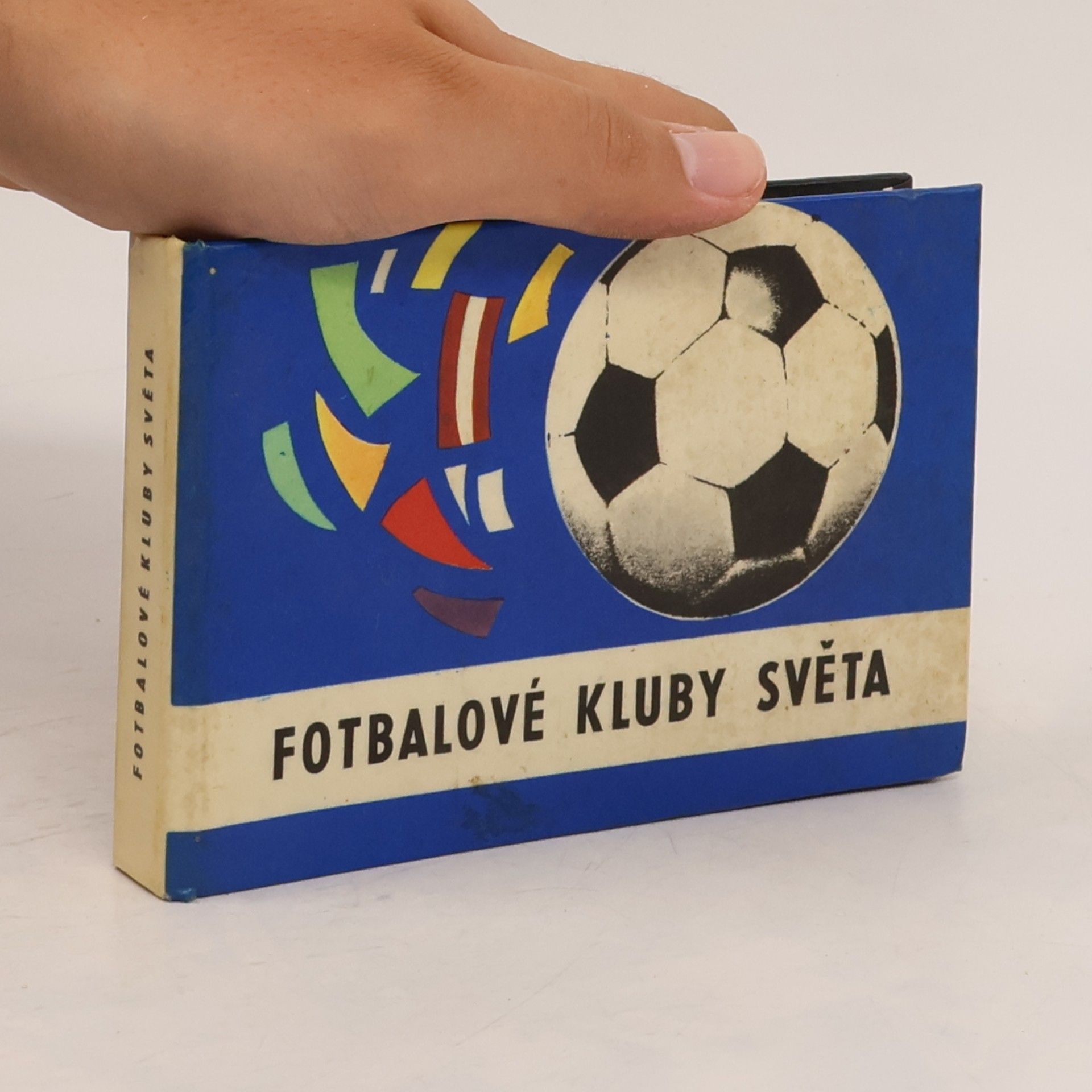ALBERT JEDLIČKA Futbalové kluby sveta