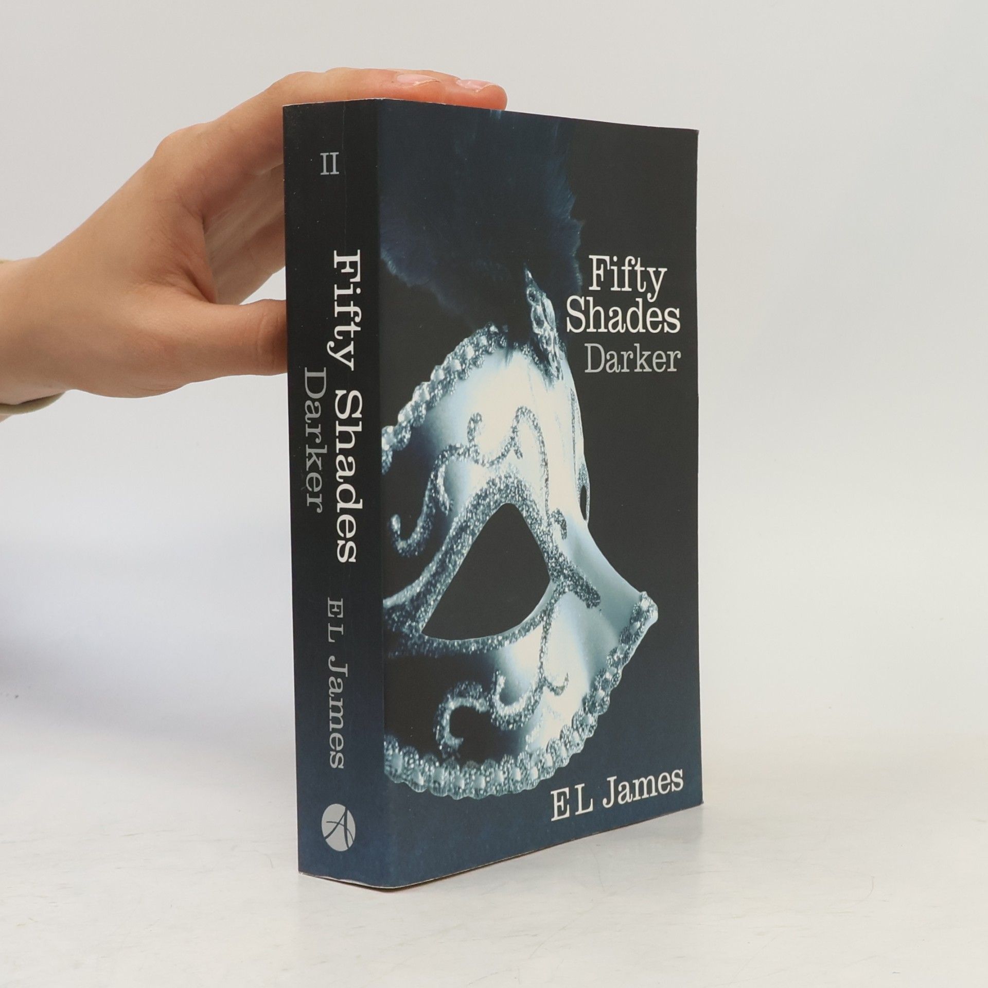 E. L. James Fifty Shades Darker