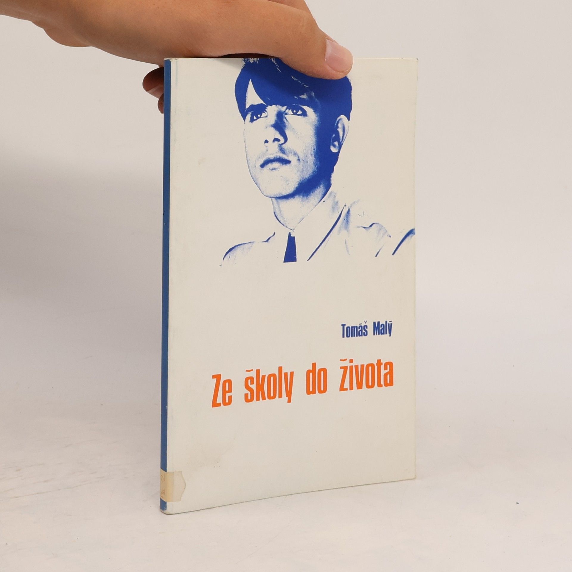 František Tomášek Ze školy do života