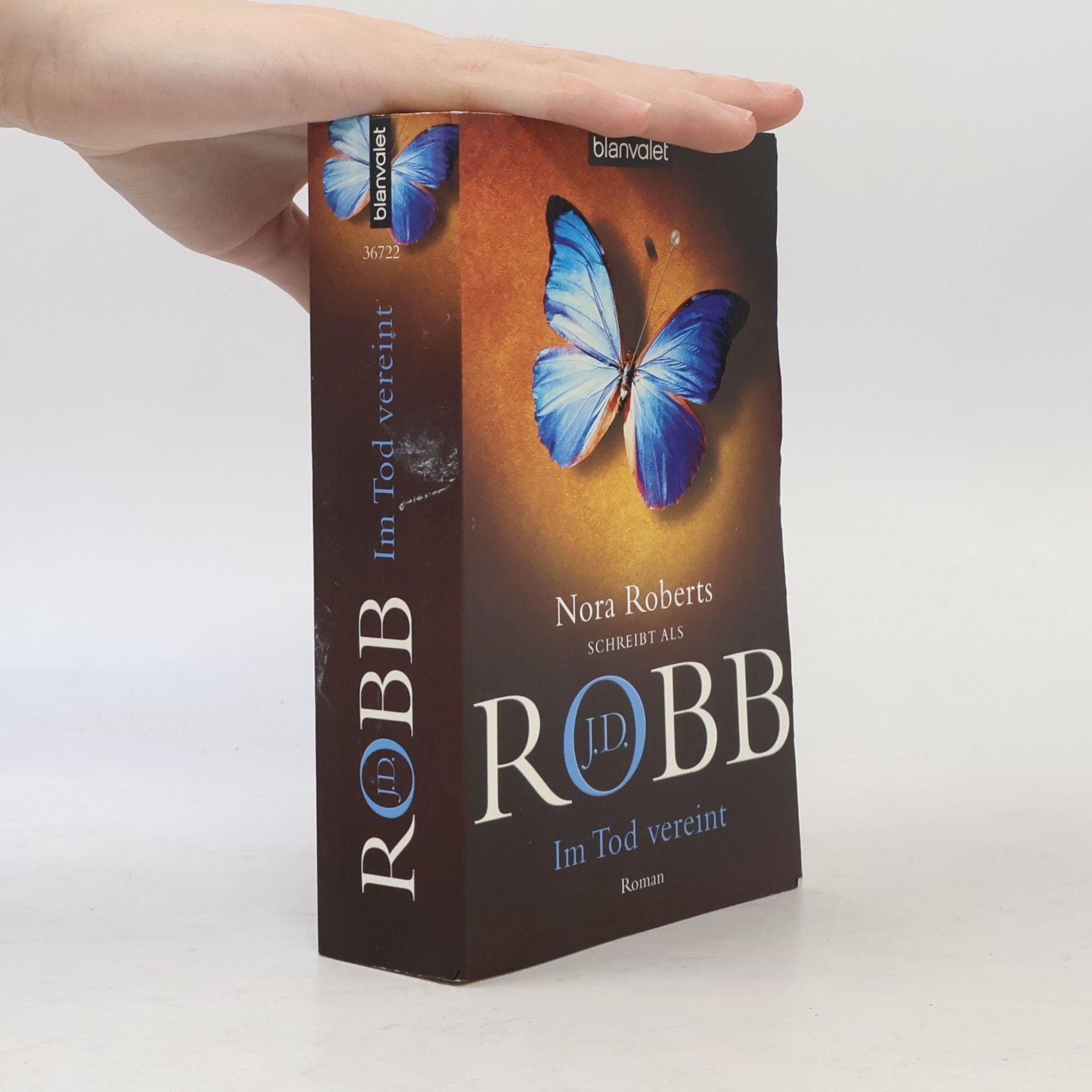 Nora Roberts Im Tod vereint