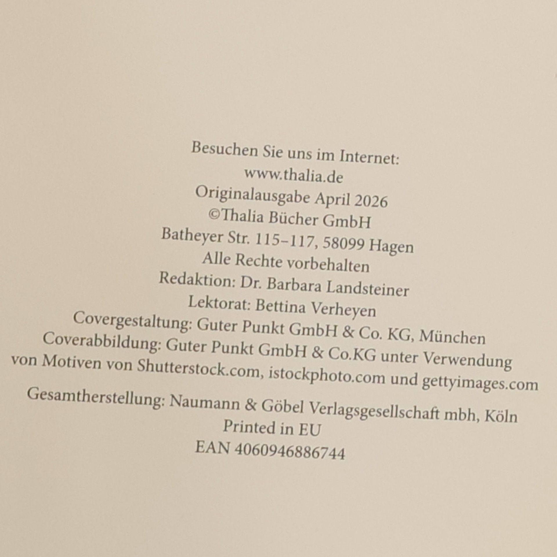 Kirsten Harder Mit Schirm, Schaf & Patrone