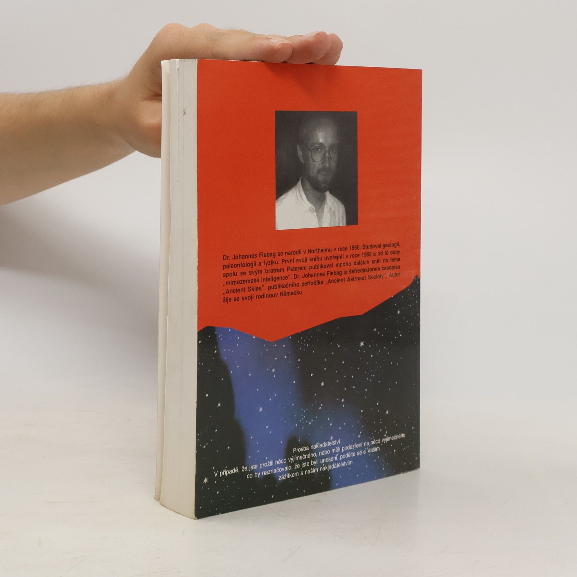 Johannes Fiebag UFO. Útok, nebo sblížení?