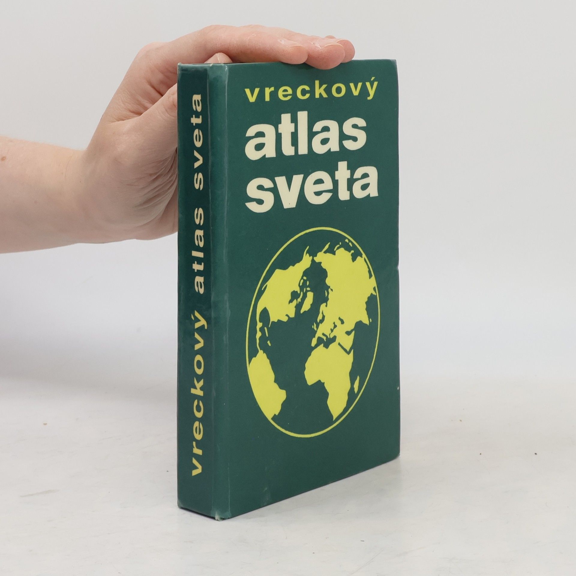 Various authors Vreckový atlas sveta