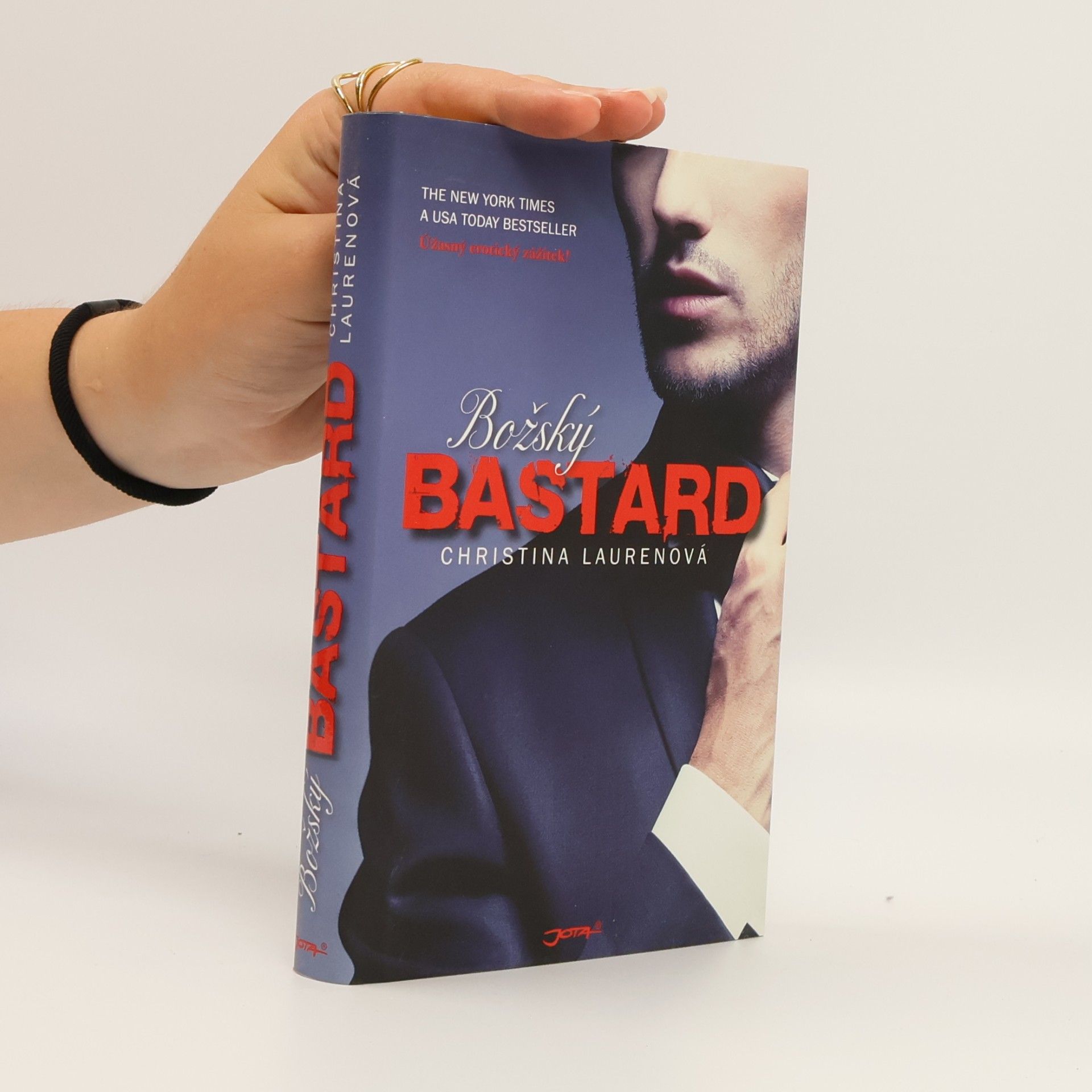 Christina Lauren Božský bastard