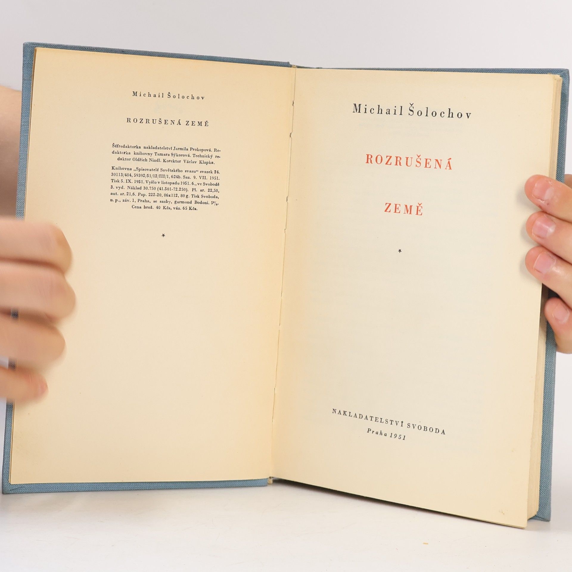 Michail Aleksandrovič Šolochov Rozrušená země