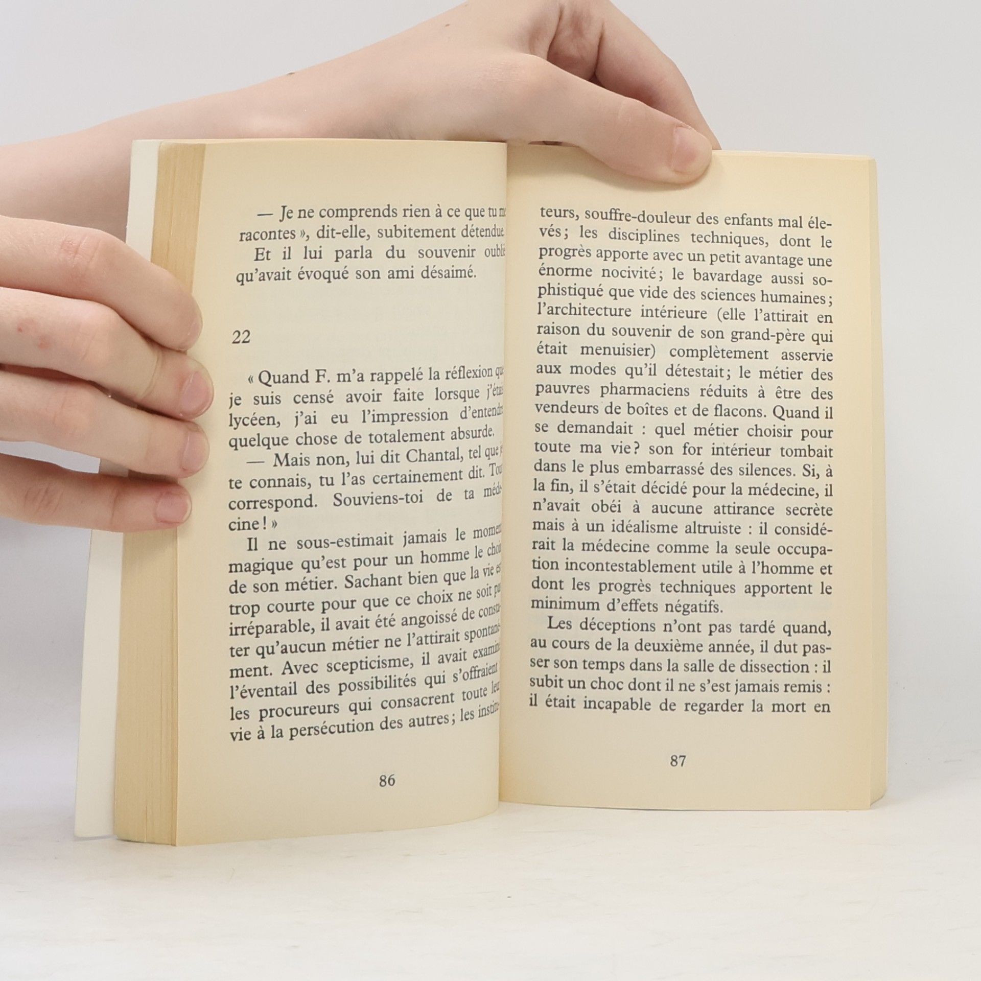 Milan Kundera L' identité