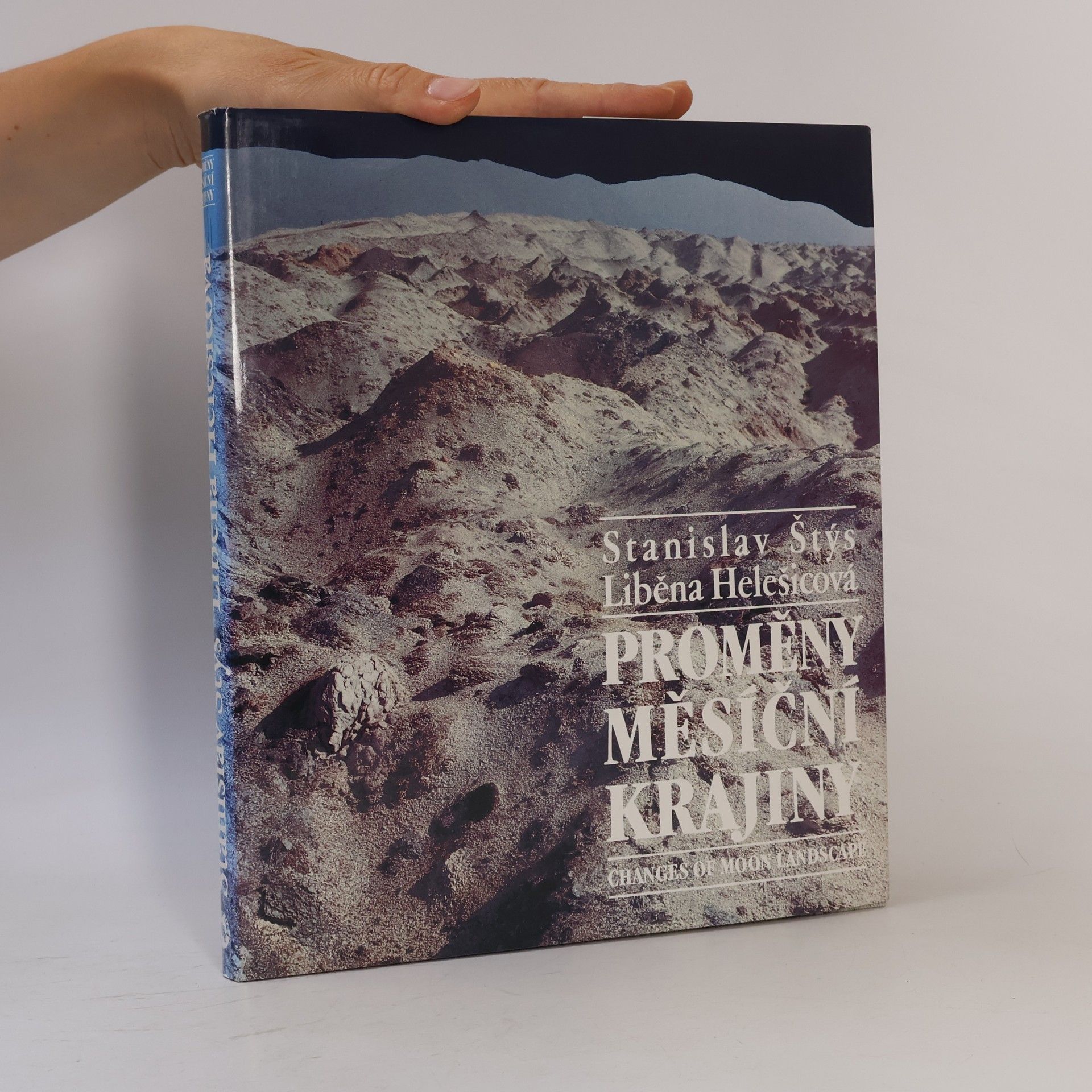 Liběna Helešicová Proměny měsíční krajiny