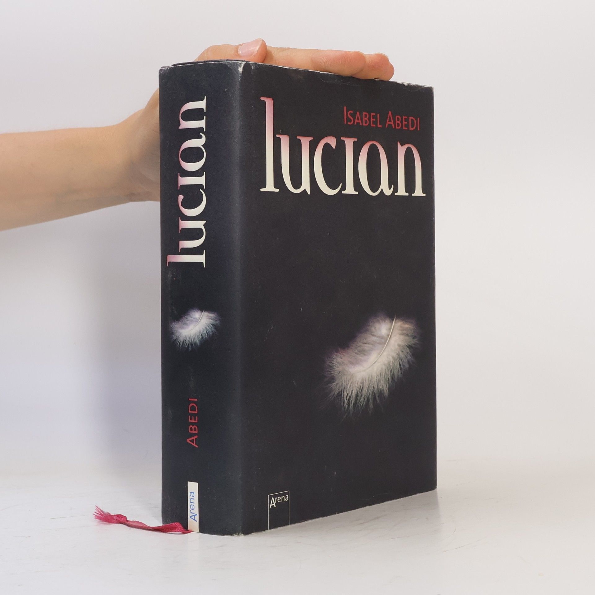 Isabel Abedi Lucian