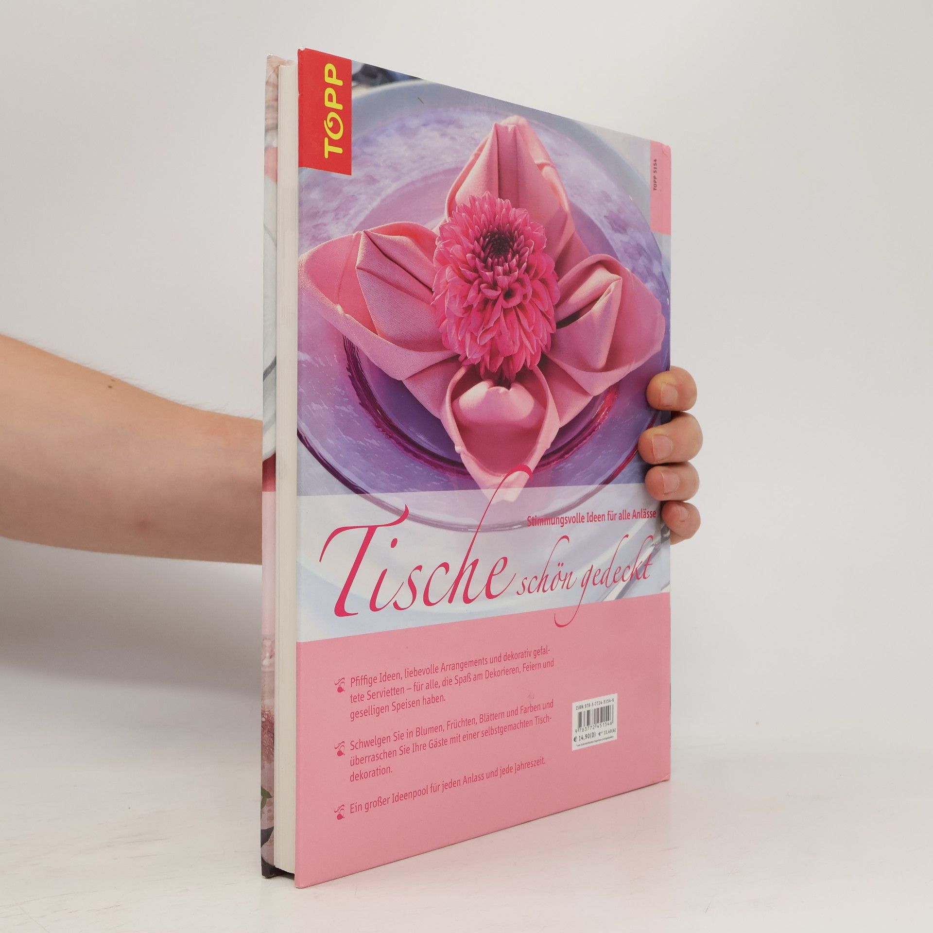 Tische schön gedeckt