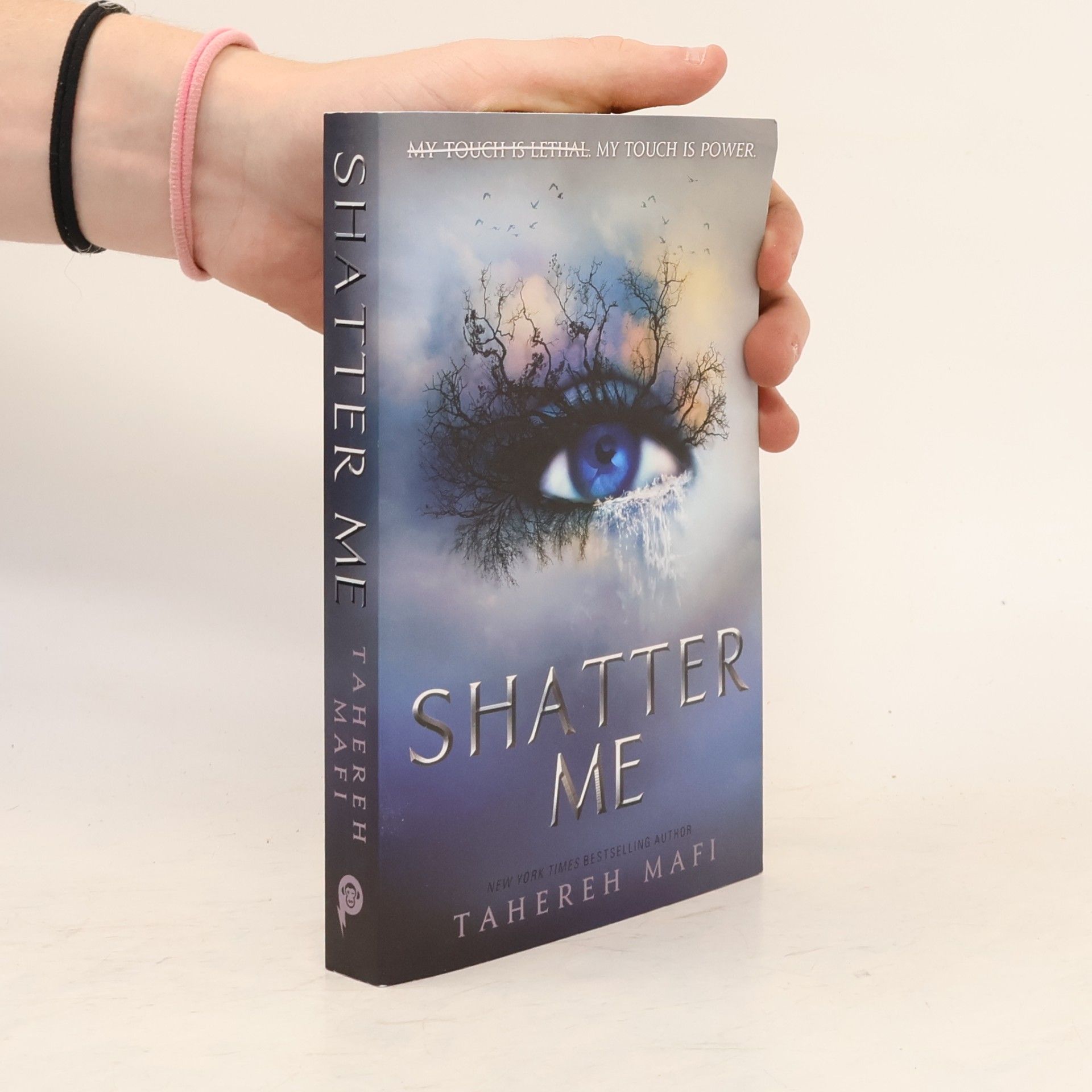 Tahereh Mafi Shatter Me
