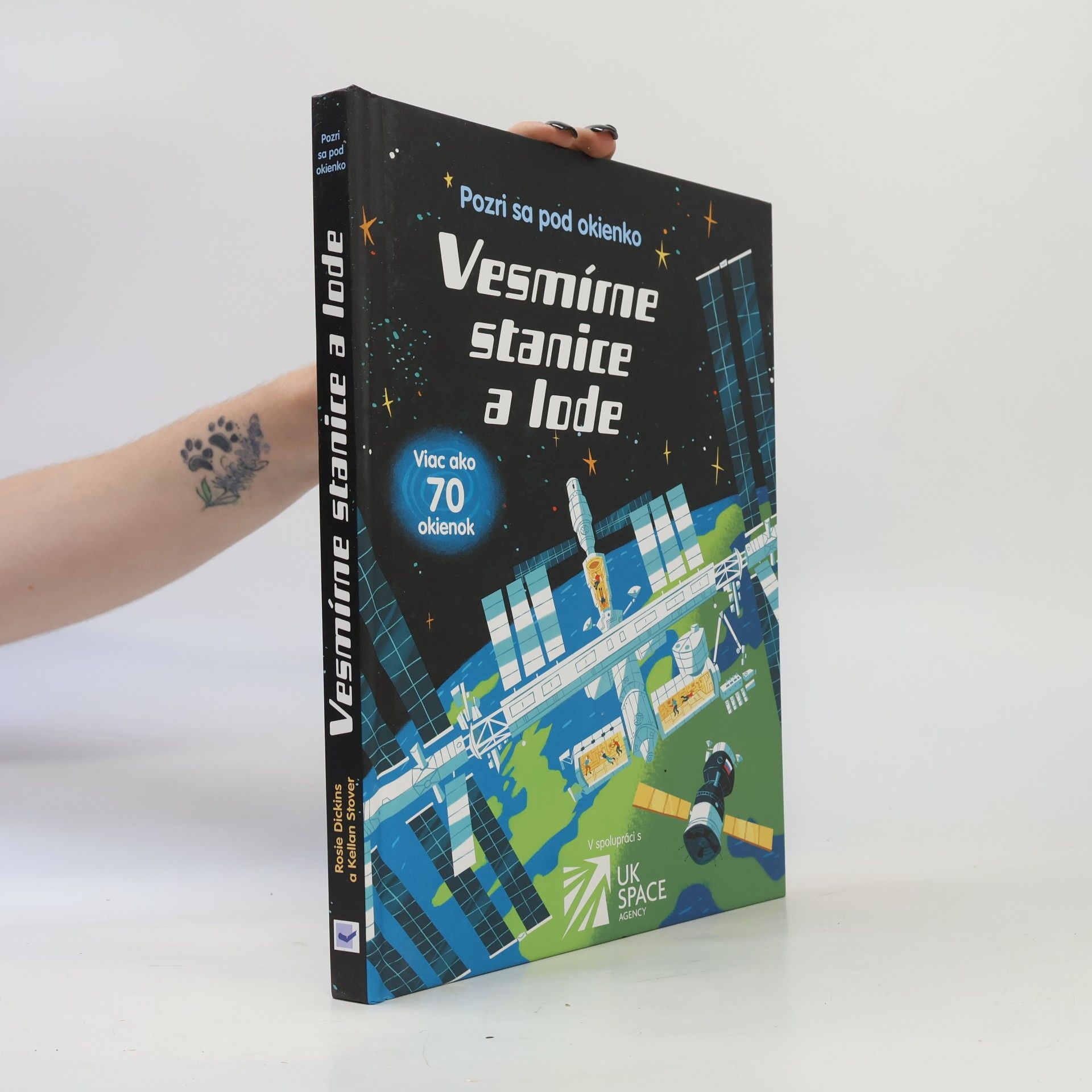 Rosie Dickins Vesmírne stanice a lode