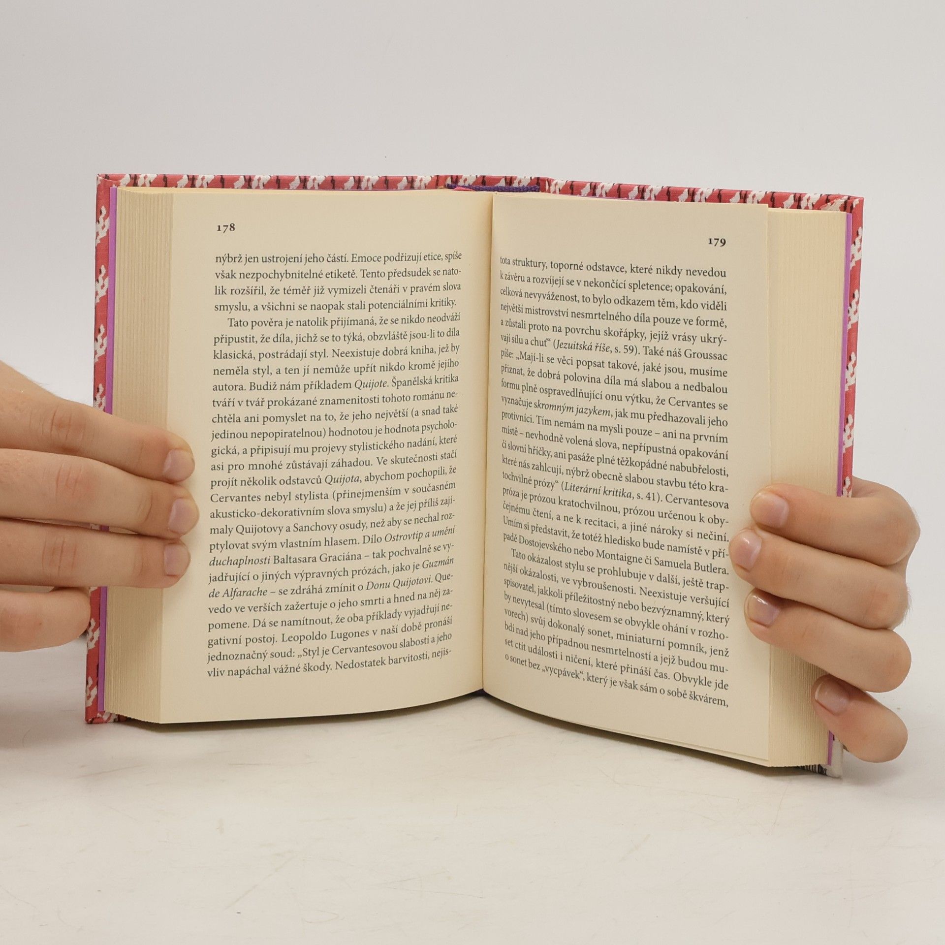 Jorge Luis Borges Evaristo Carriego. Diskuse