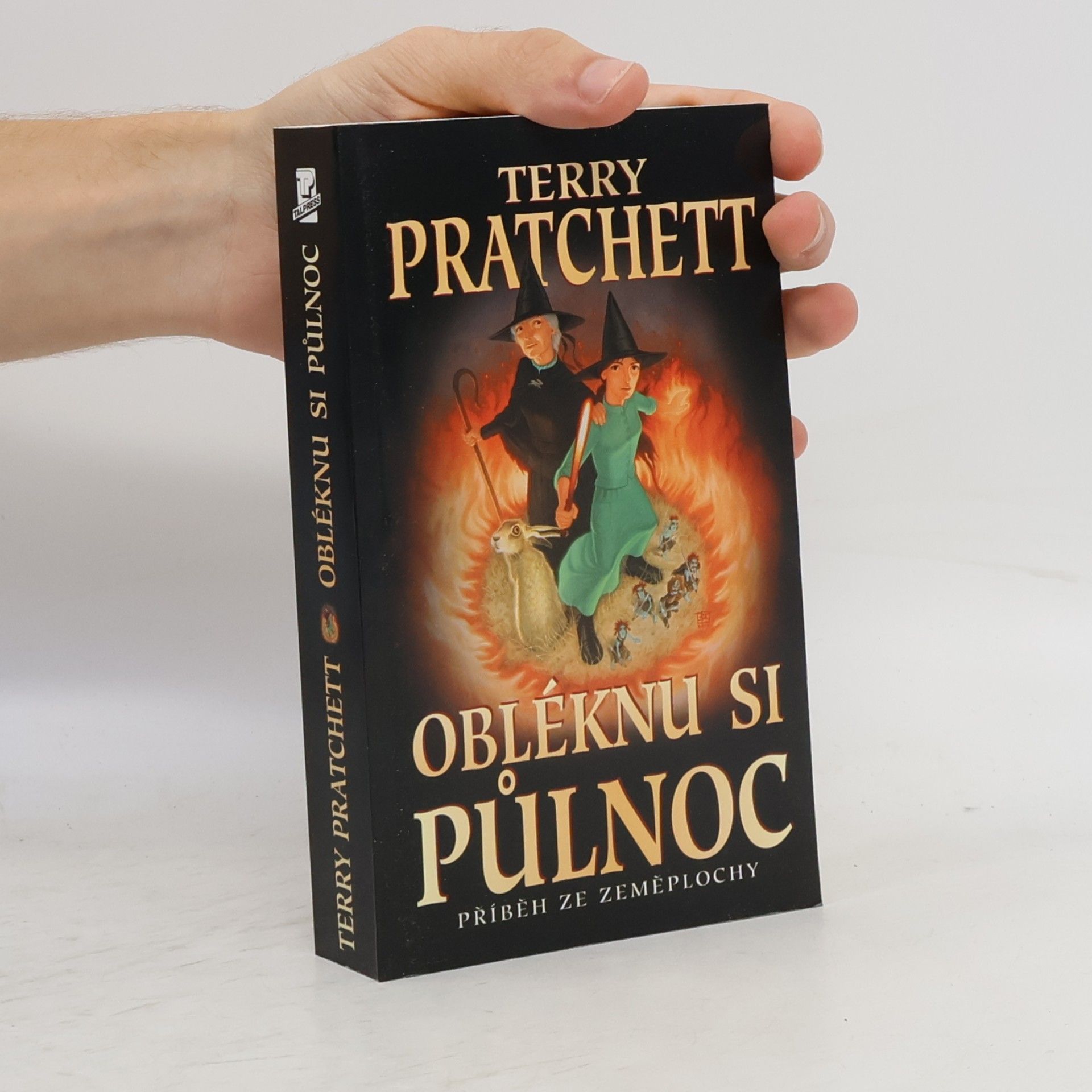 Terry Pratchett Obléknu si půlnoc