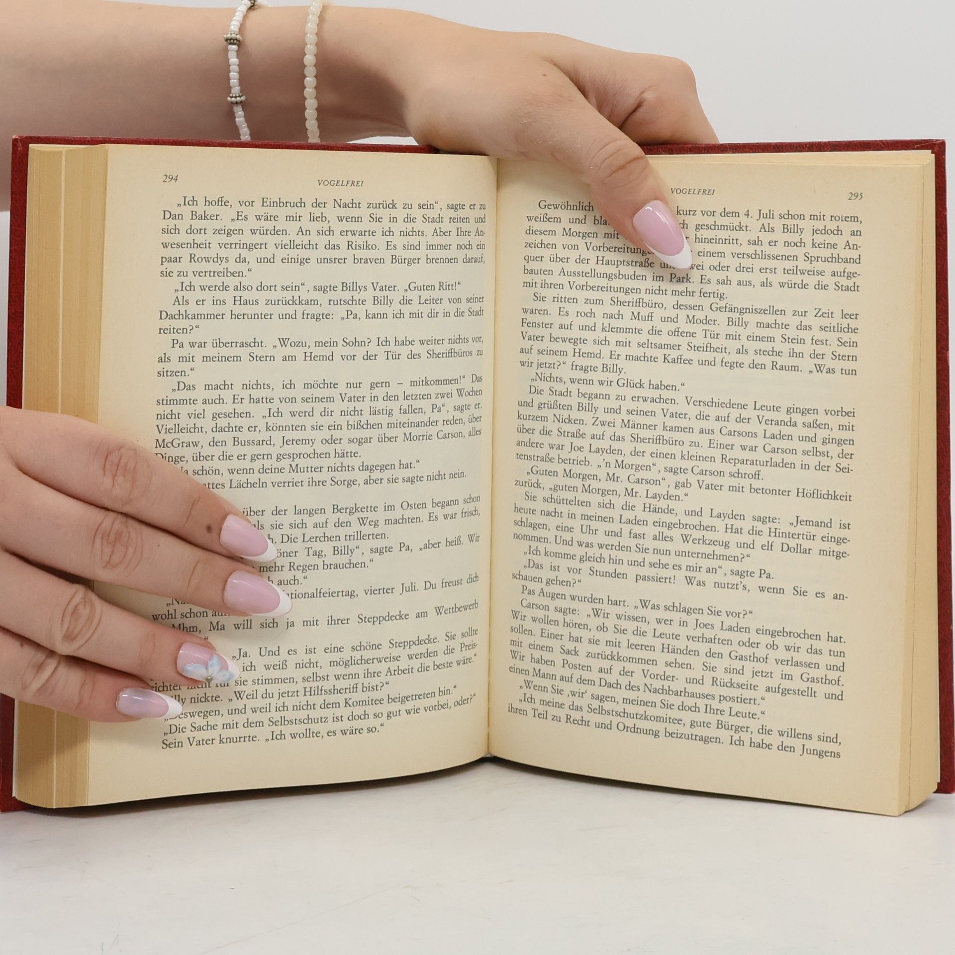 Arthur Hailey Reader's Digest Auswahlbücher. Die Bankiers. Vogelfrei. Wintersturm. Kleine Welt im Tessin