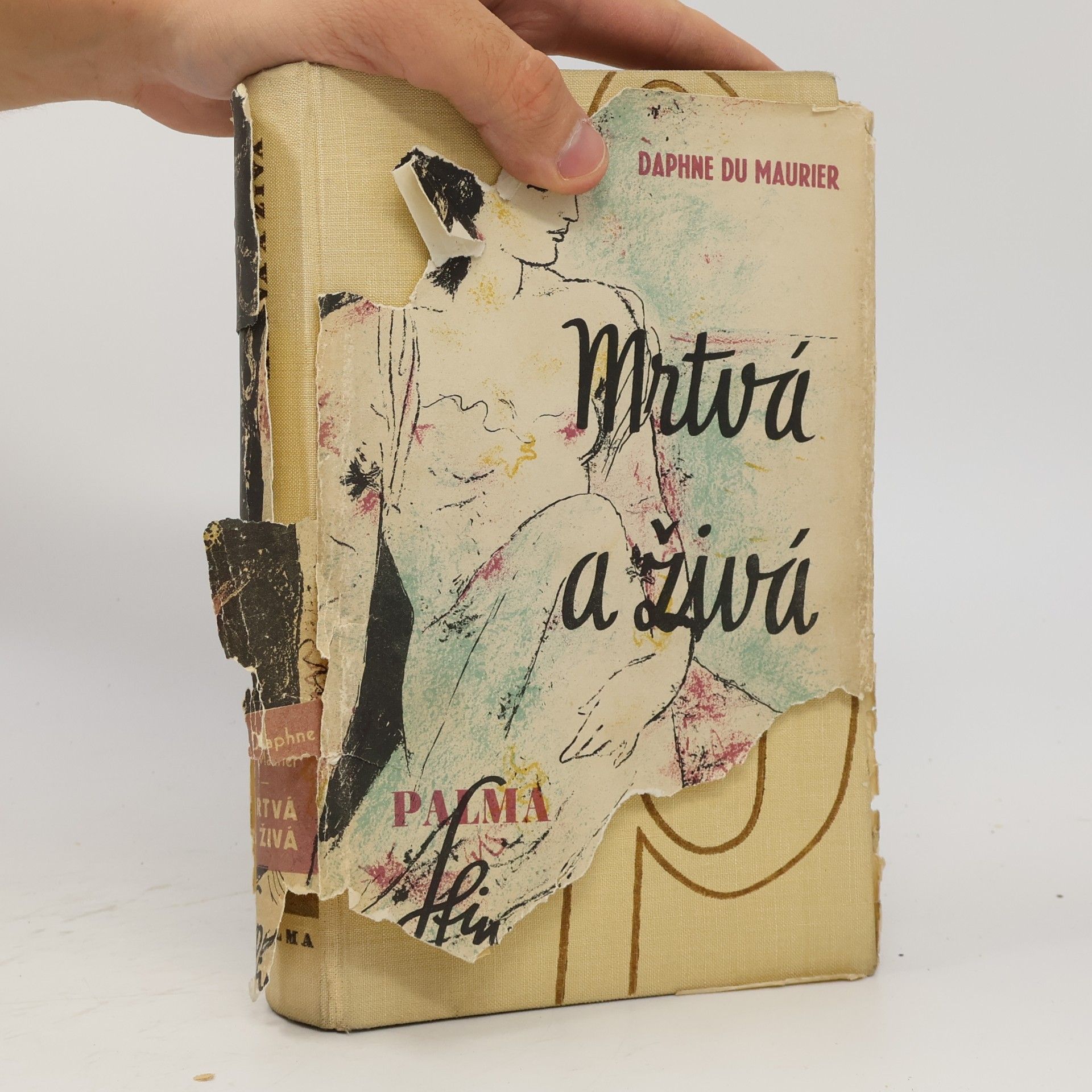 Daphne du Maurier Mrtvá a živá