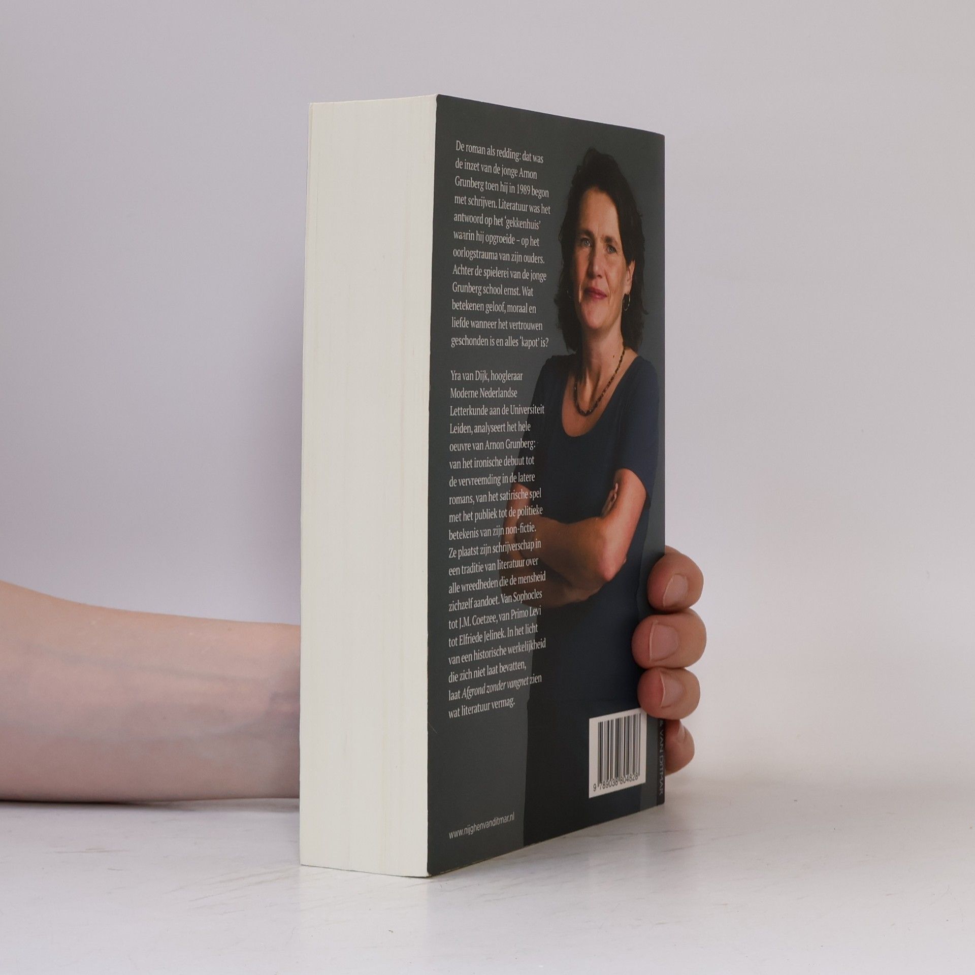Yra van Dijk Afgrond zonder vangnet
