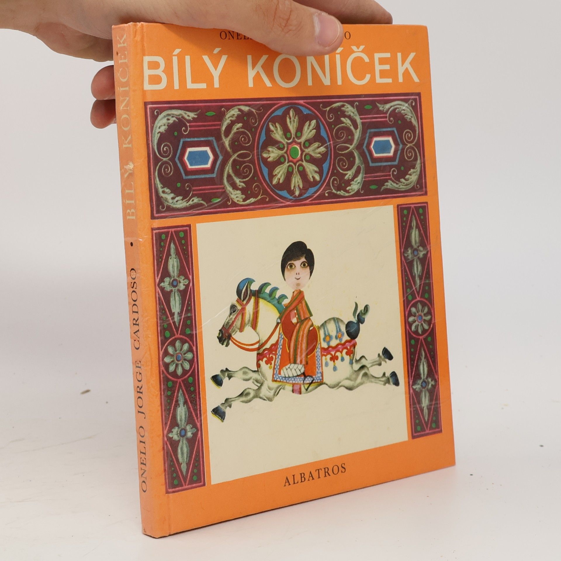 Onelio Jorge Cardoso Bílý koníček