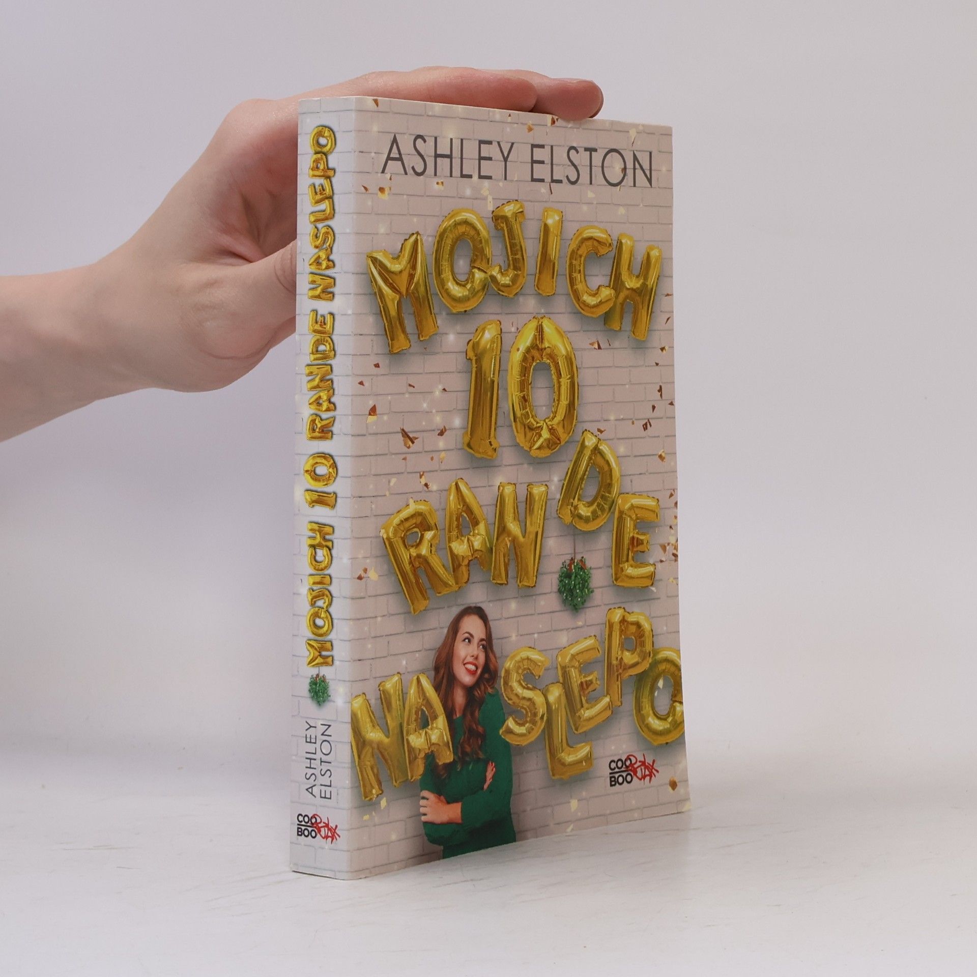 Ashley Elston Mojich 10 rande naslepo