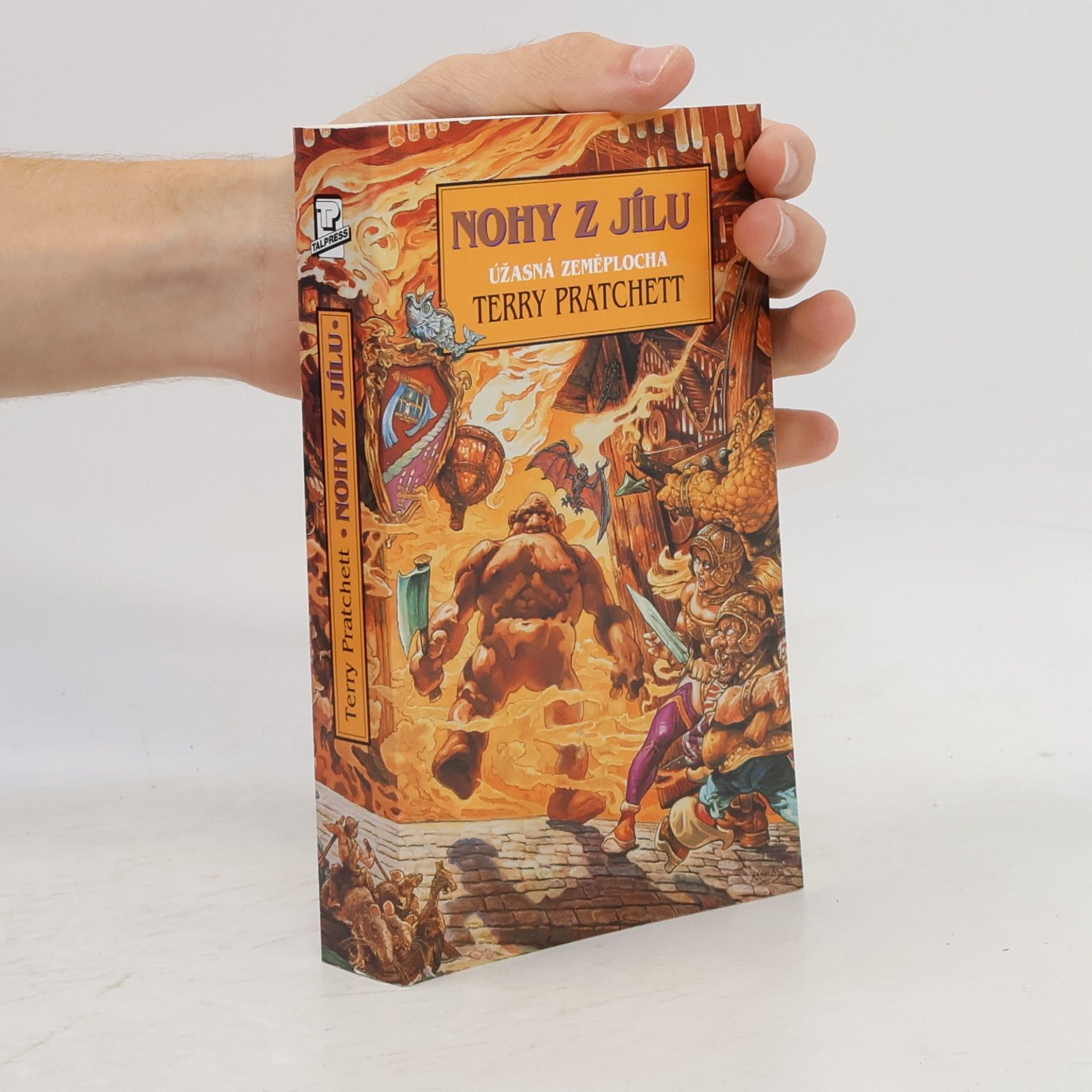 Terry Pratchett Nohy z jílu