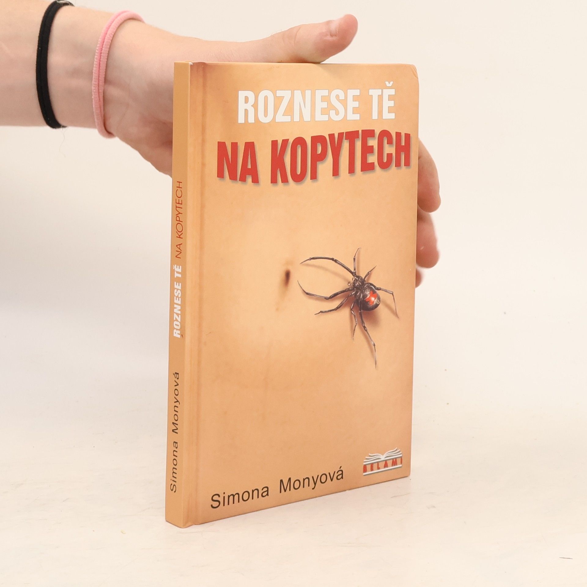 Simona Monyová Roznese tě na kopytech