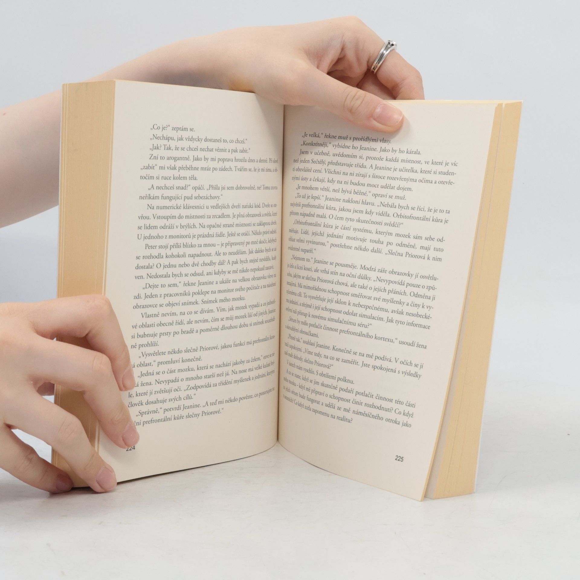 Veronica Roth Rezistence