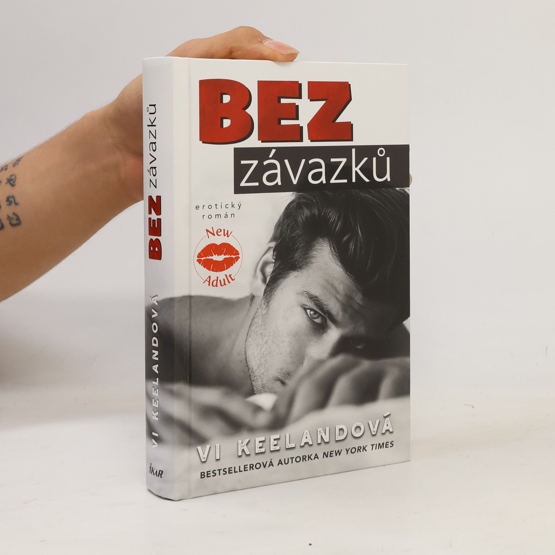 Vi Keeland Bez závazků