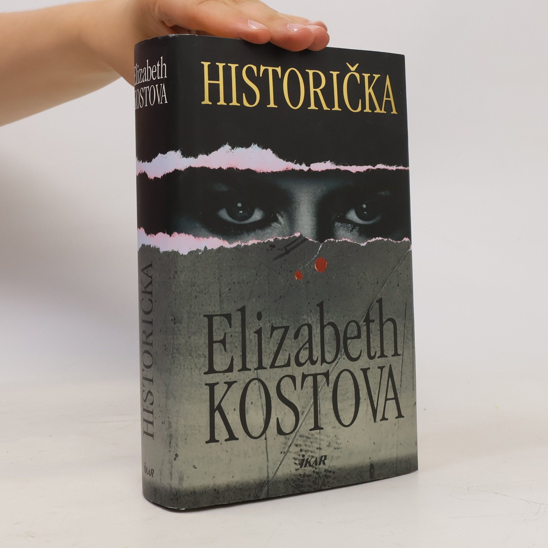 Elizabeth Kostova Historička