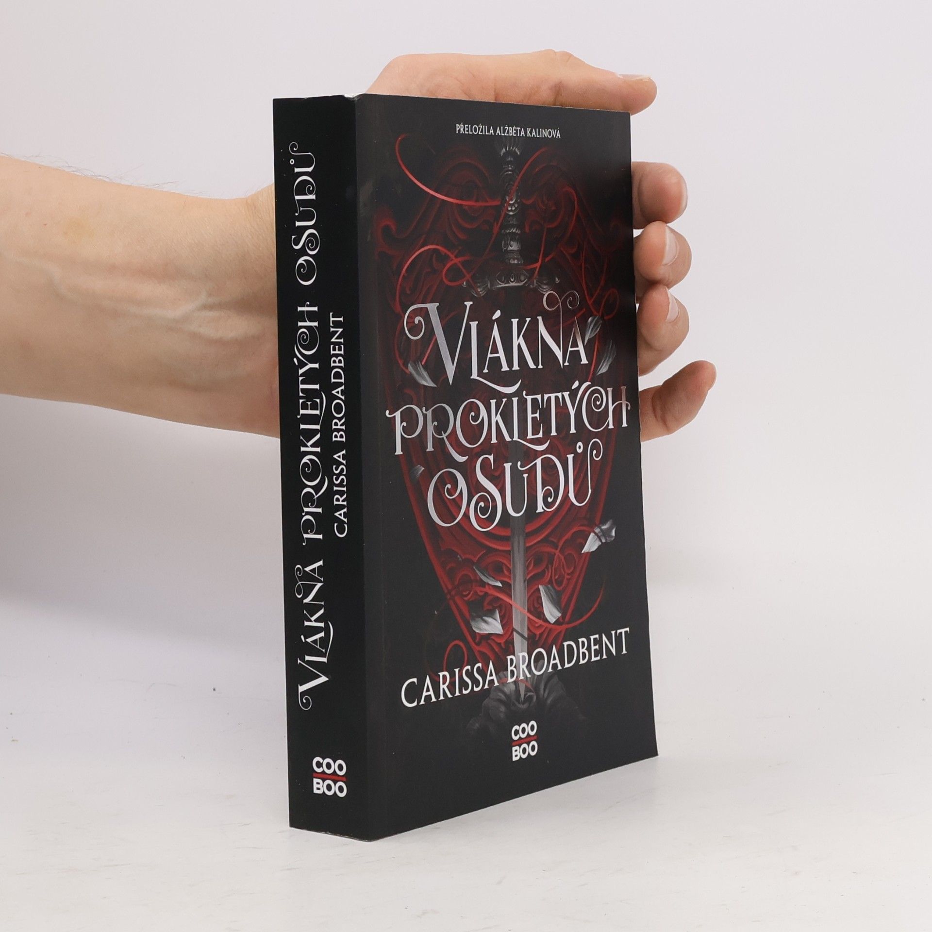 Carissa Broadbent Vlákna prokletých osudů